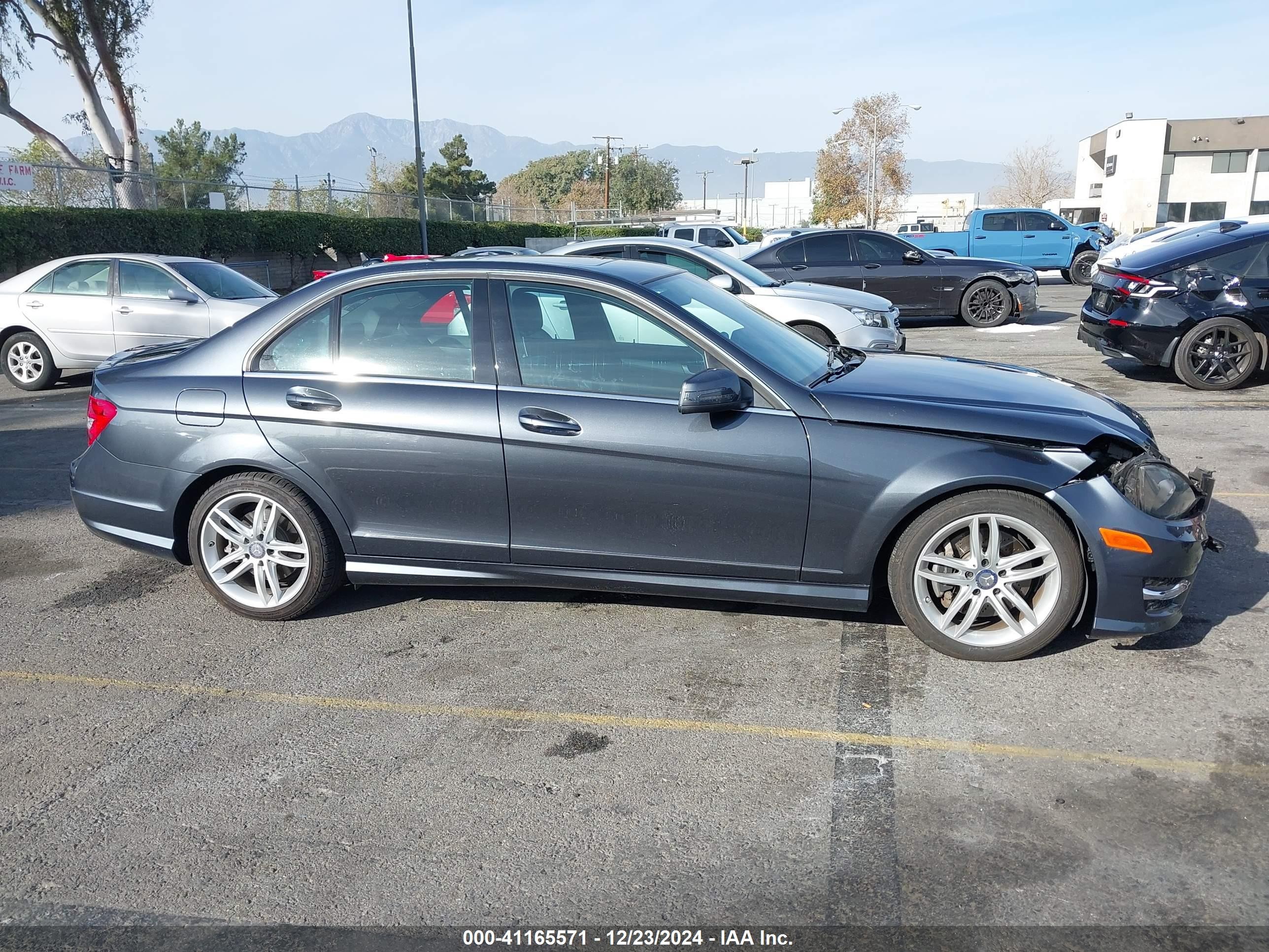 2013 Mercedes-benz C 300 Luxury 4matic/sport 4matic Gray vin: WDDGF8ABXDG055991