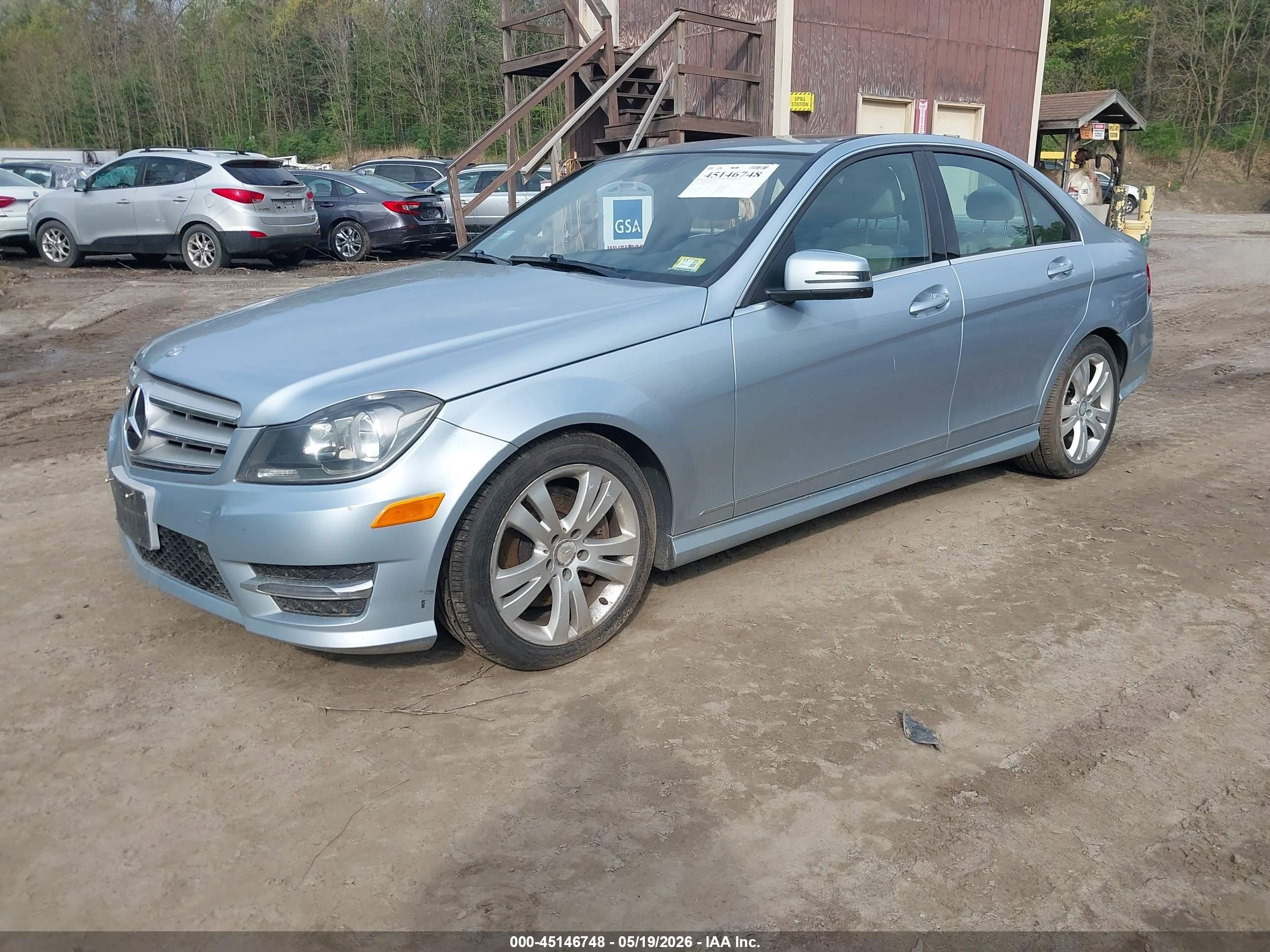 2013 Mercedes-benz C 300 Sport 4matic Light Blue vin: WDDGF8ABXDG146159