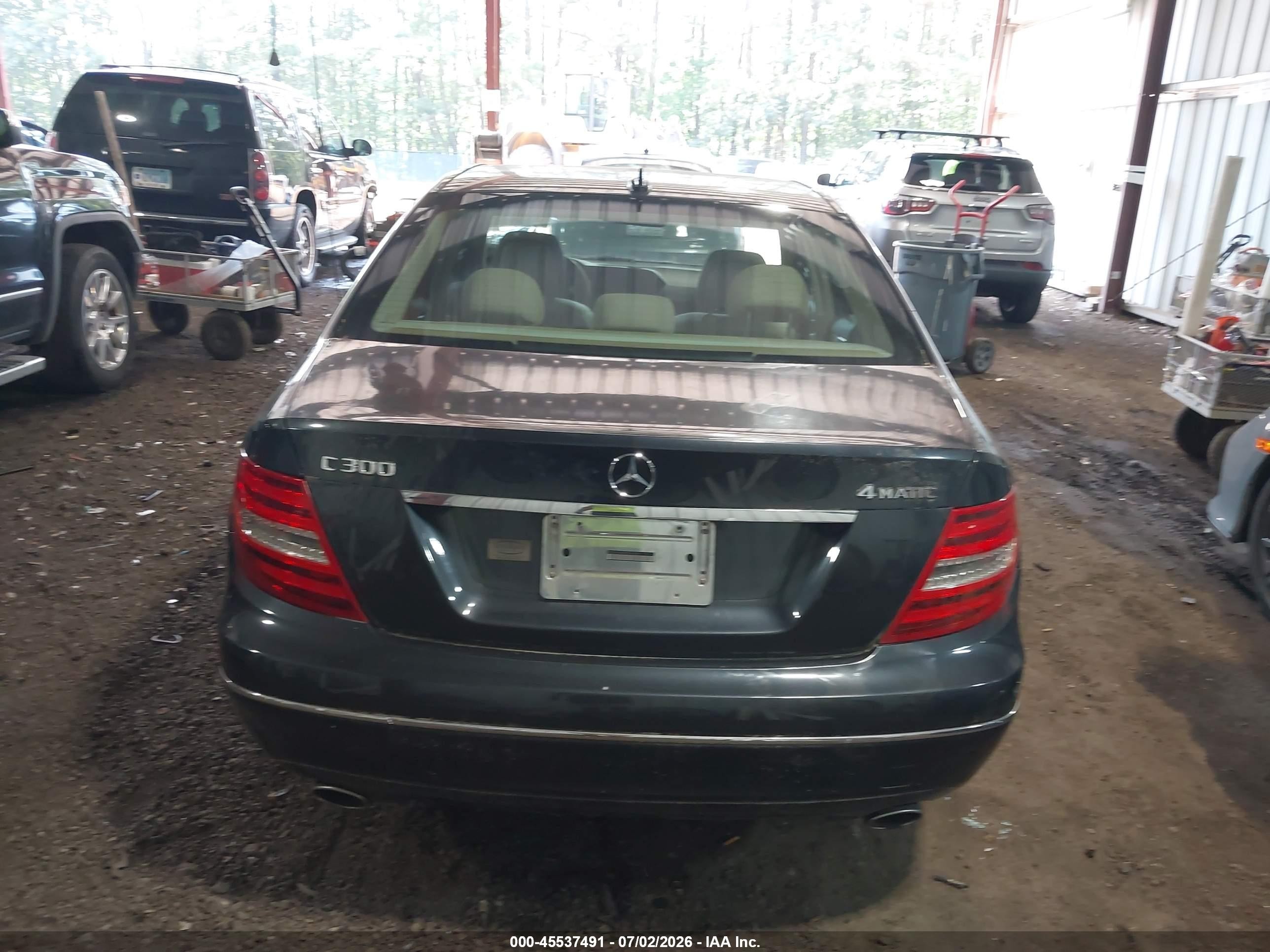 2013 Mercedes-benz C 300 Luxury 4matic Gray vin: WDDGF8ABXDR263289