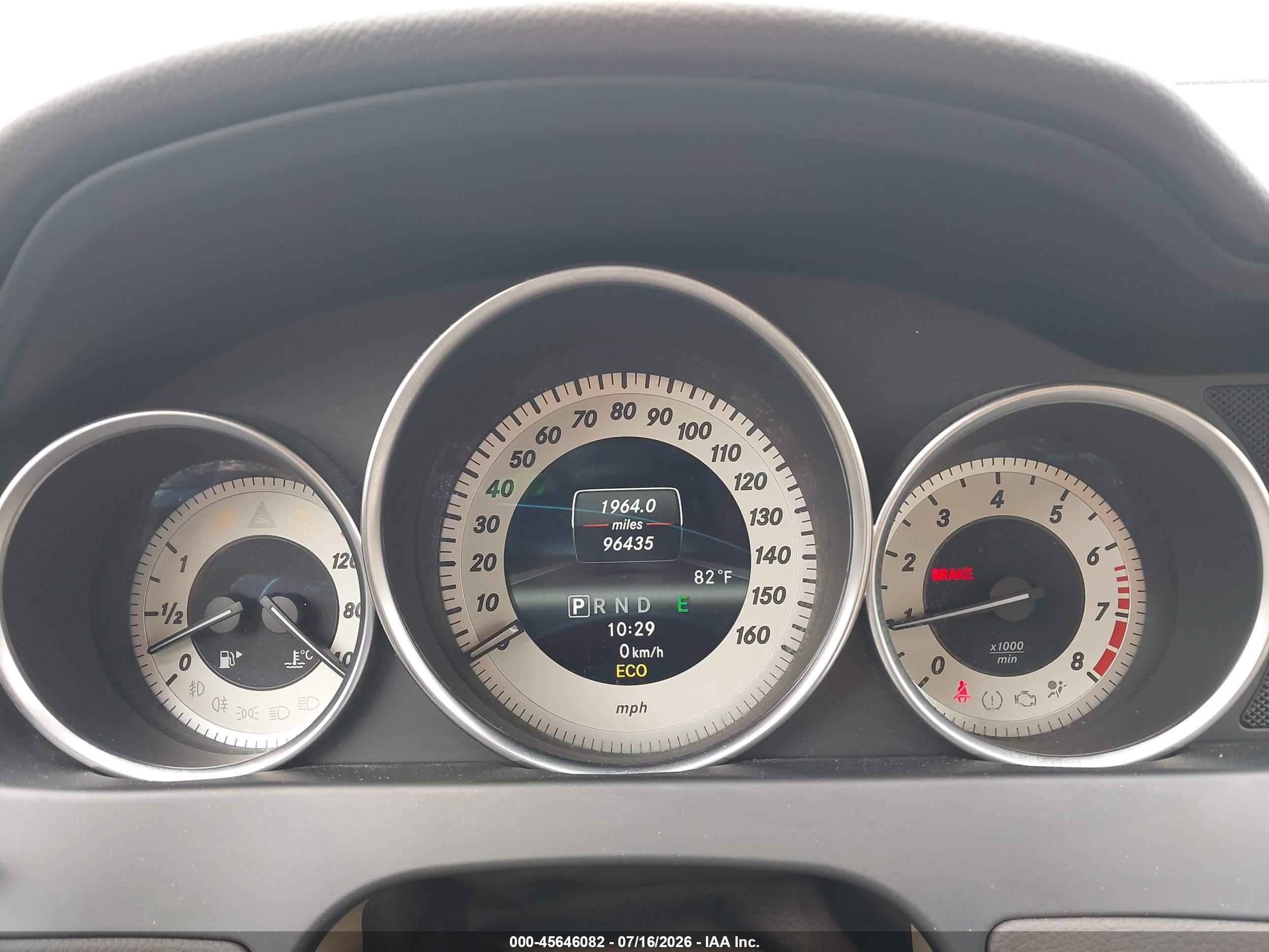 2013 Mercedes-benz C 300 Luxury 4matic Brown vin: WDDGF8ABXDR271506