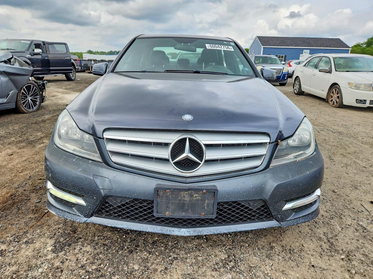 2013 Mercedes-benz C 300 4matic Charcoal vin: WDDGF8ABXDR276480