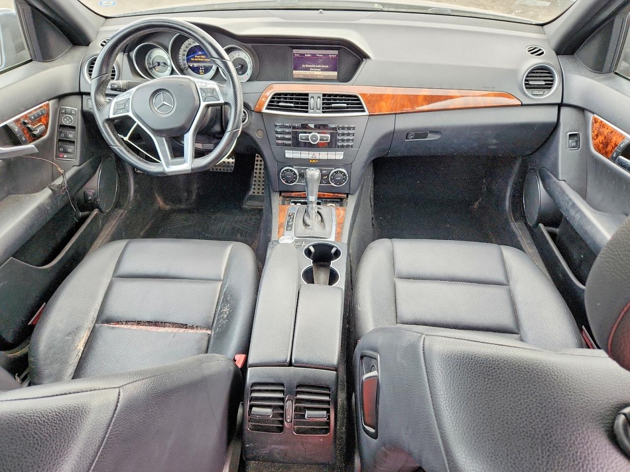 2013 Mercedes-benz C 300 4matic Charcoal vin: WDDGF8ABXDR276480