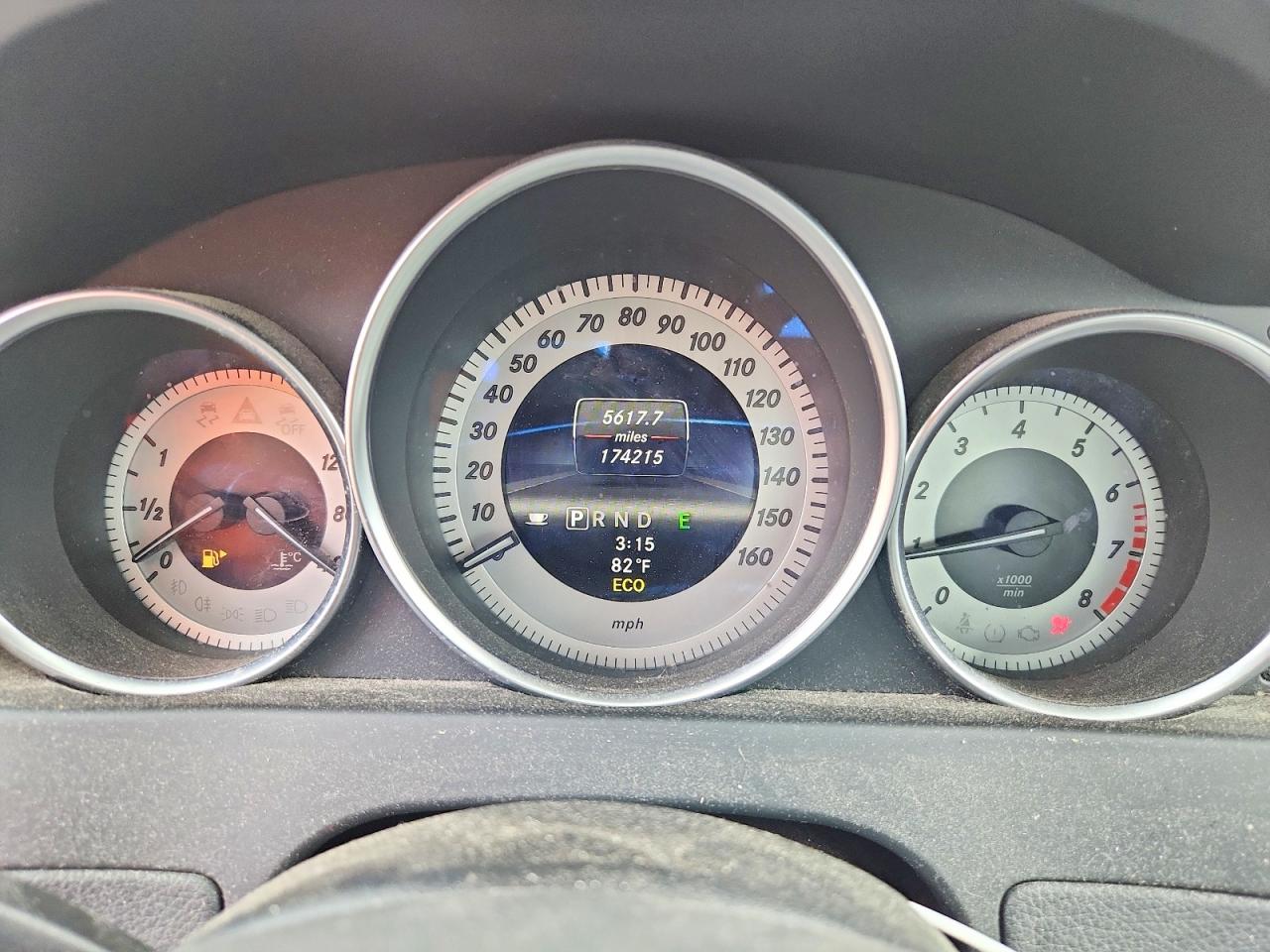 2013 Mercedes-benz C 300 4matic Charcoal vin: WDDGF8ABXDR276480