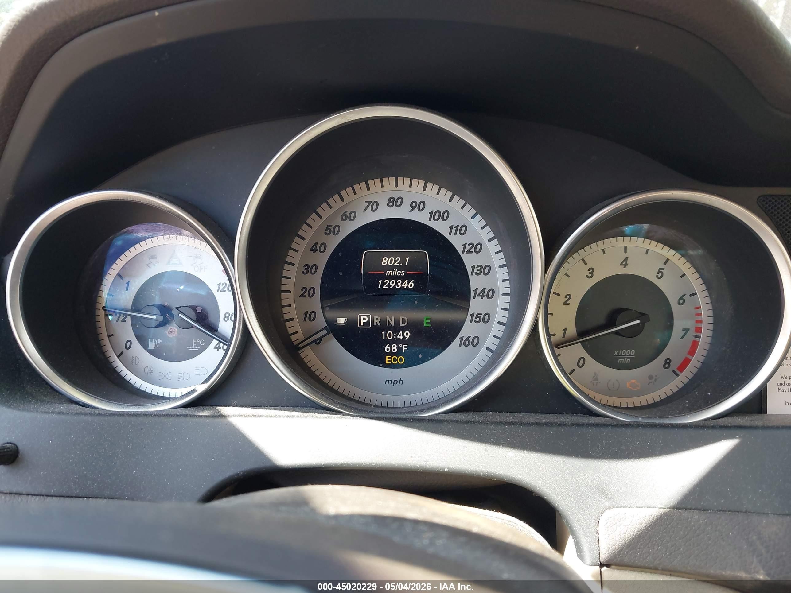 2013 Mercedes-benz C 300 Sport 4matic White vin: WDDGF8ABXDR286605