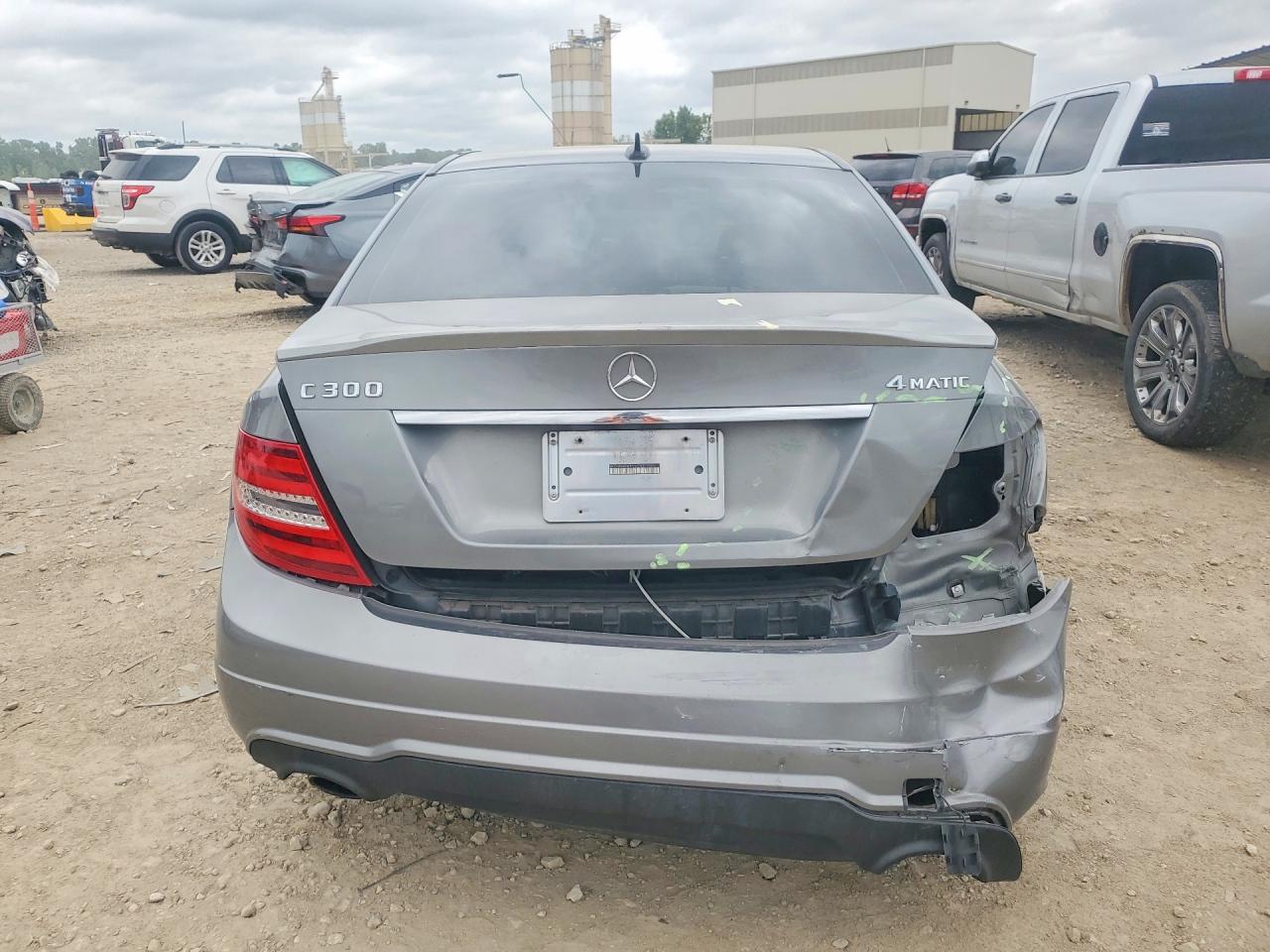 2013 Mercedes-benz C 300 4matic Gray vin: WDDGF8ABXDR296583