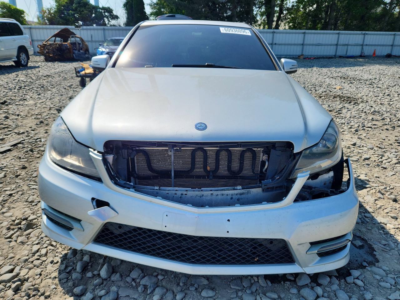 2014 Mercedes-benz C 300 4matic Silver vin: WDDGF8ABXEA957772