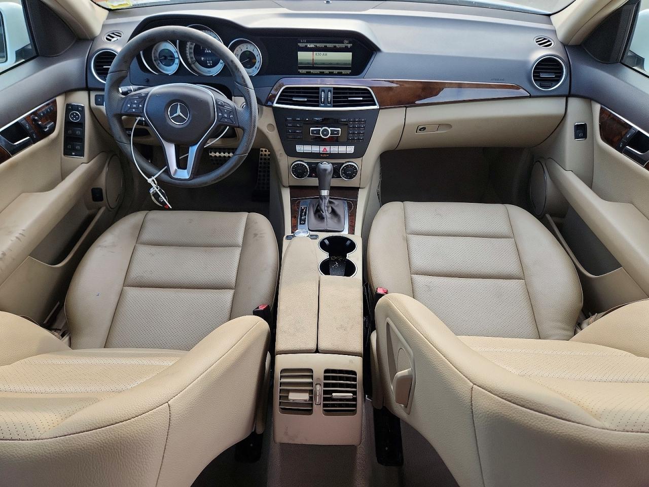 2014 Mercedes-benz C 300 4matic White vin: WDDGF8ABXEA958064