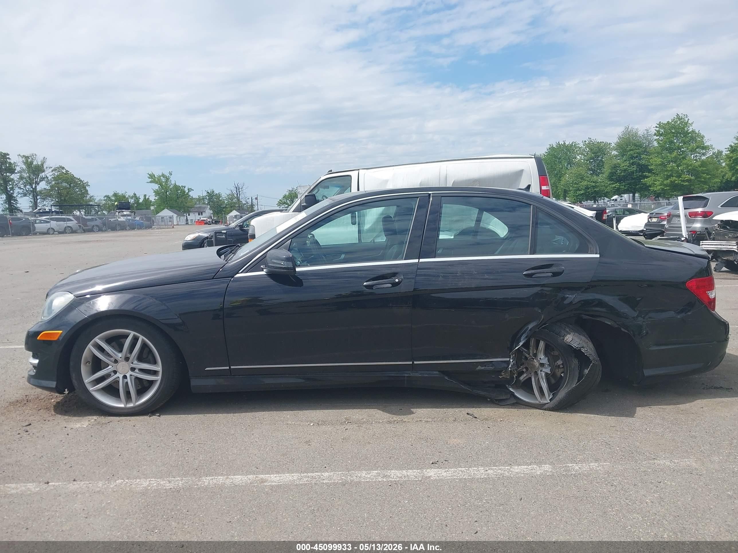 2014 Mercedes-benz C 300 Sport 4matic Black vin: WDDGF8ABXEG186176