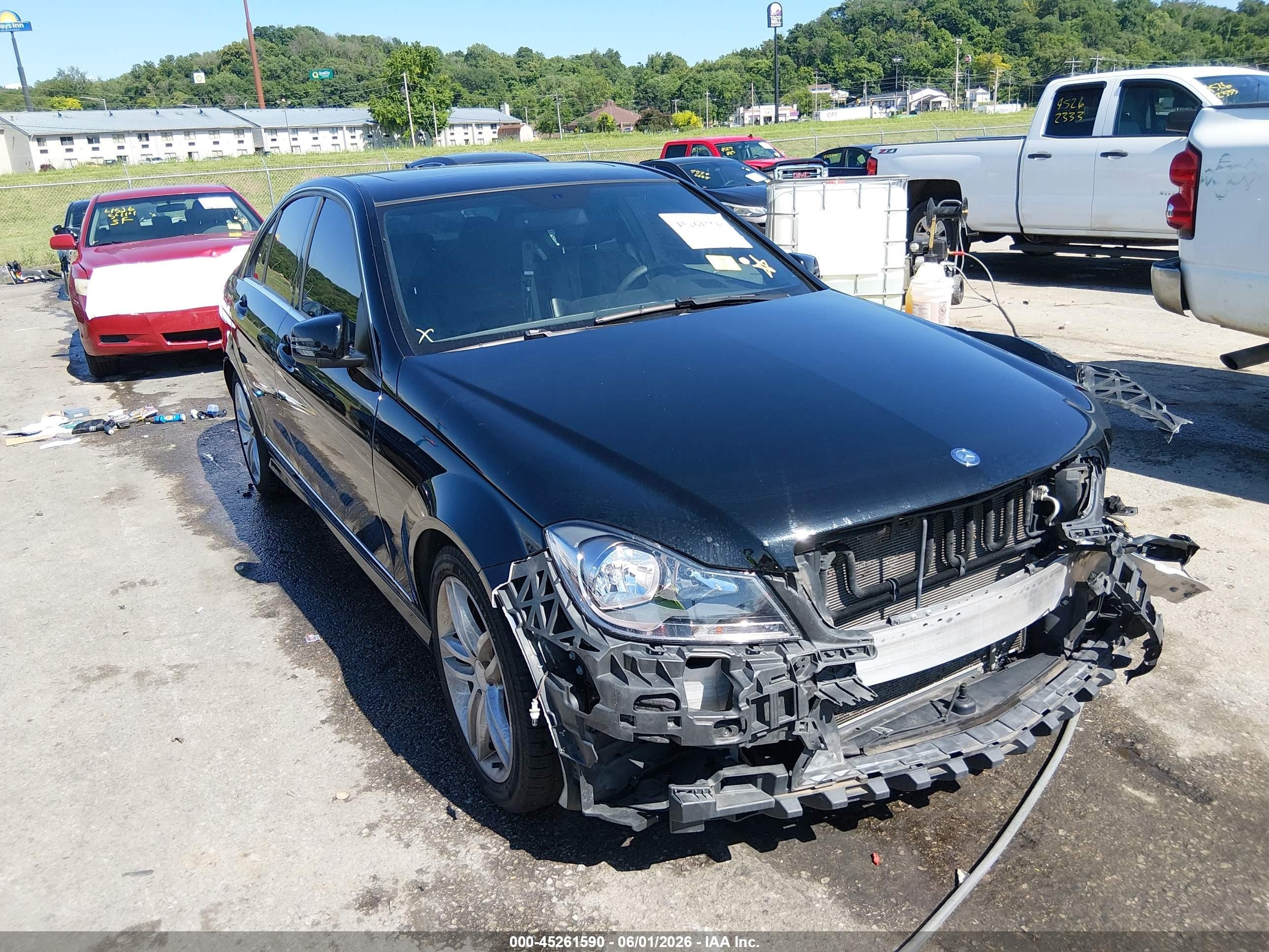 2014 Mercedes-benz C 300 Sport 4matic Black vin: WDDGF8ABXEG250720