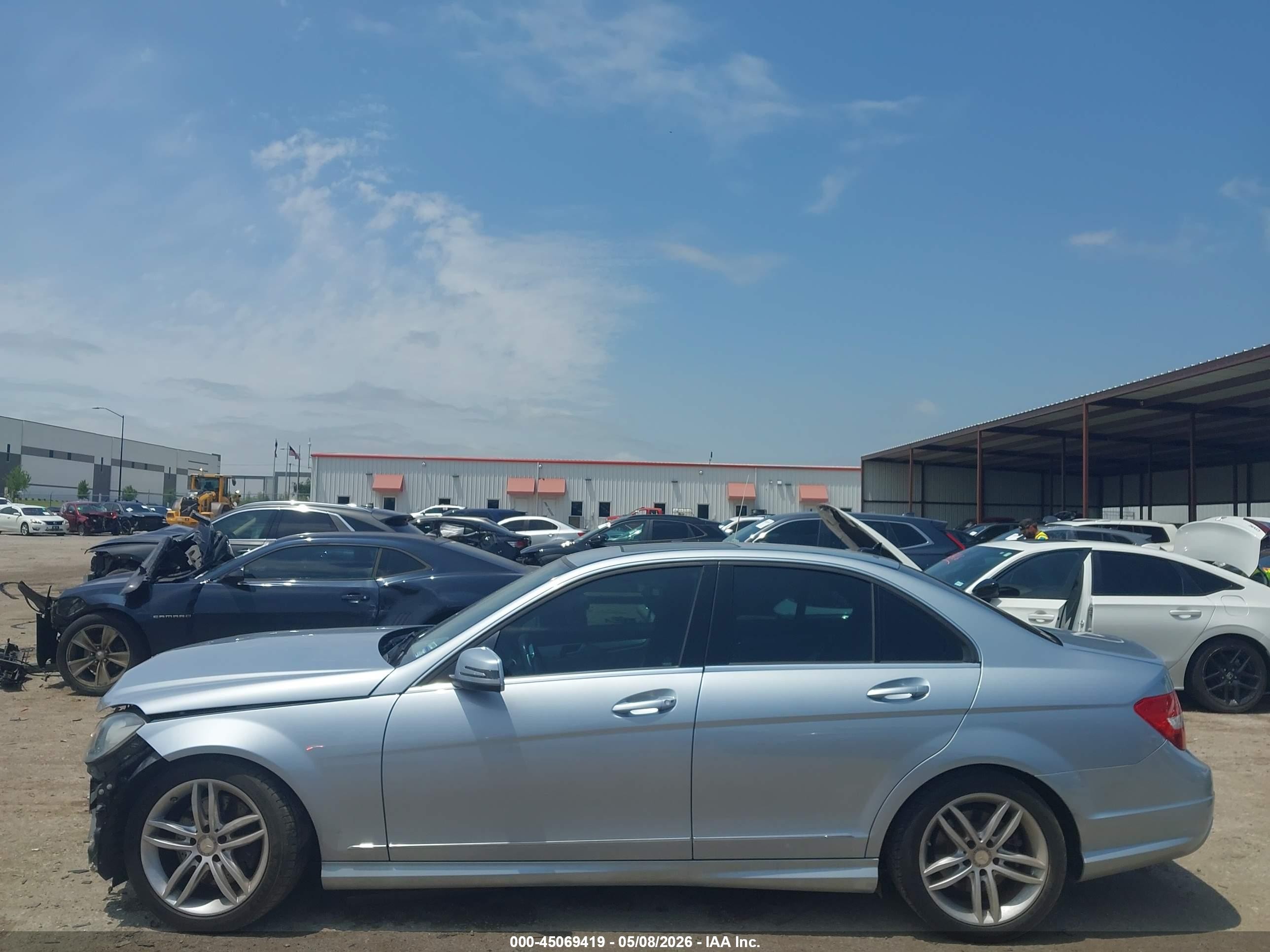 2014 Mercedes-benz C 300 Sport 4matic Light Blue vin: WDDGF8ABXER302531