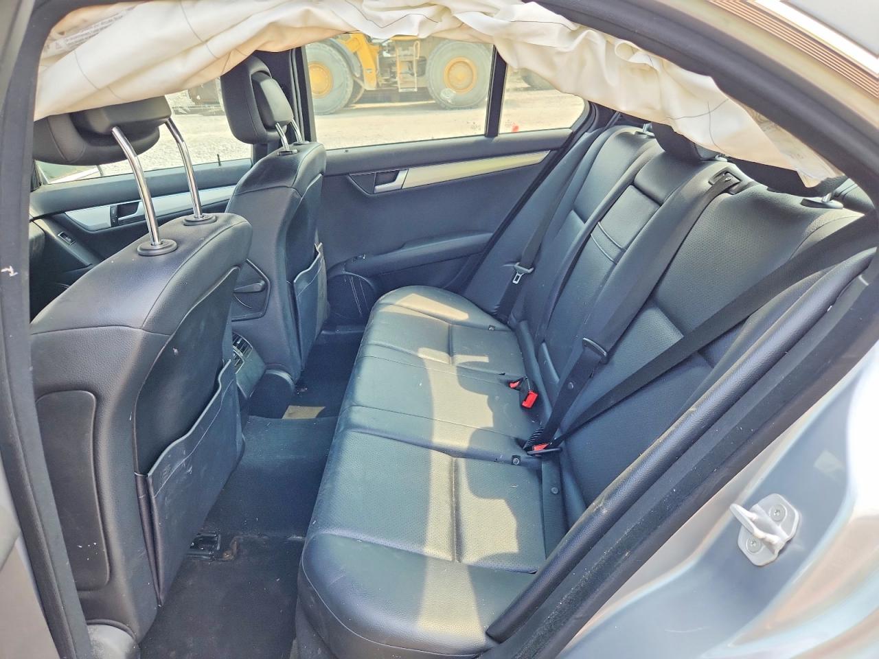 2014 Mercedes-benz C 300 4matic Gray vin: WDDGF8ABXER305624