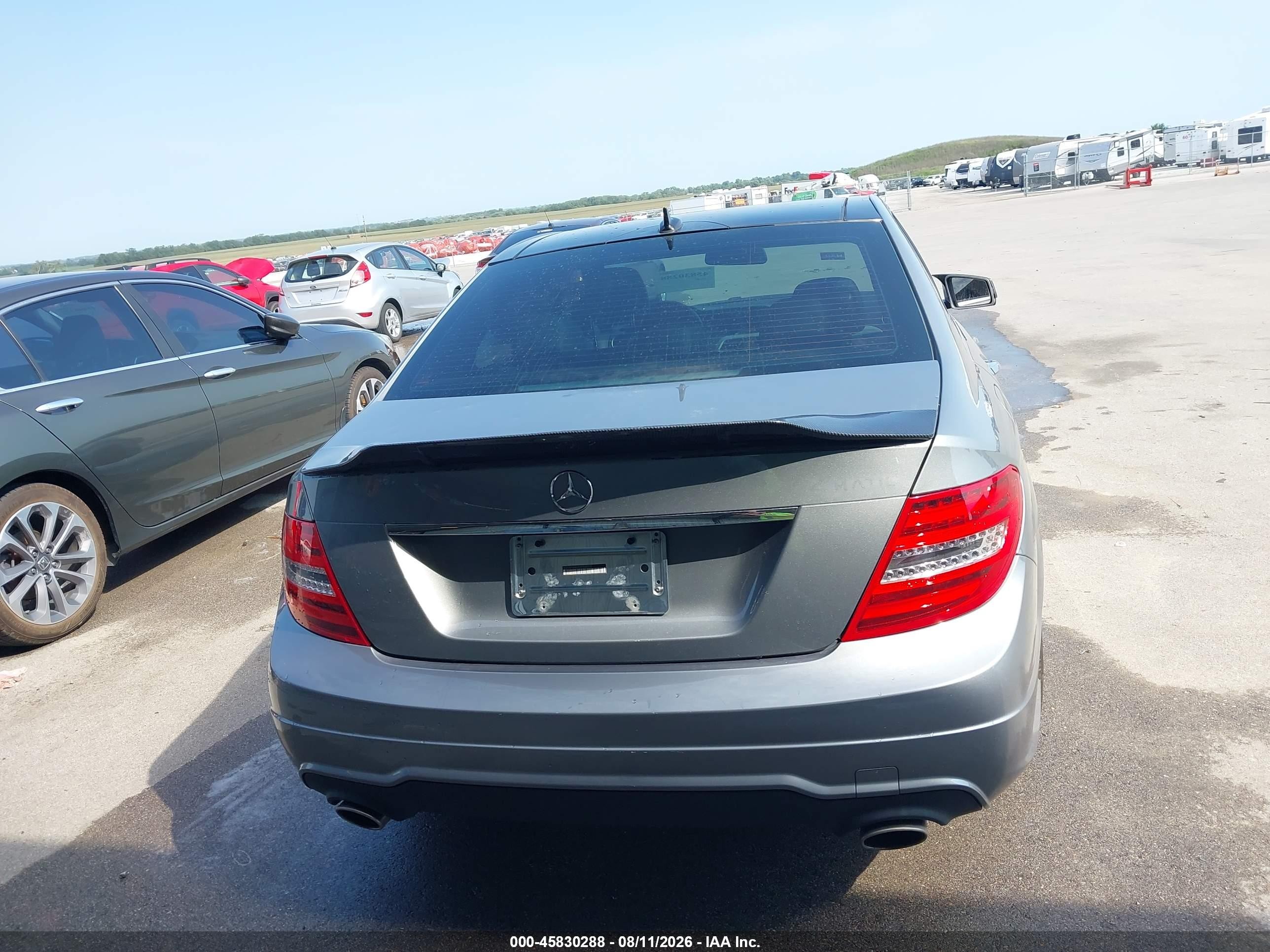 2014 Mercedes-benz C 300 Sport 4matic Silver vin: WDDGF8ABXER308975