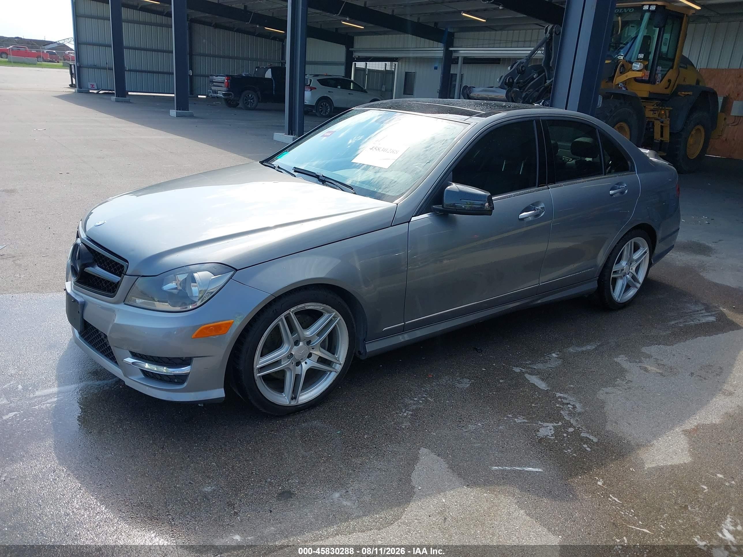 2014 Mercedes-benz C 300 Sport 4matic Silver vin: WDDGF8ABXER308975