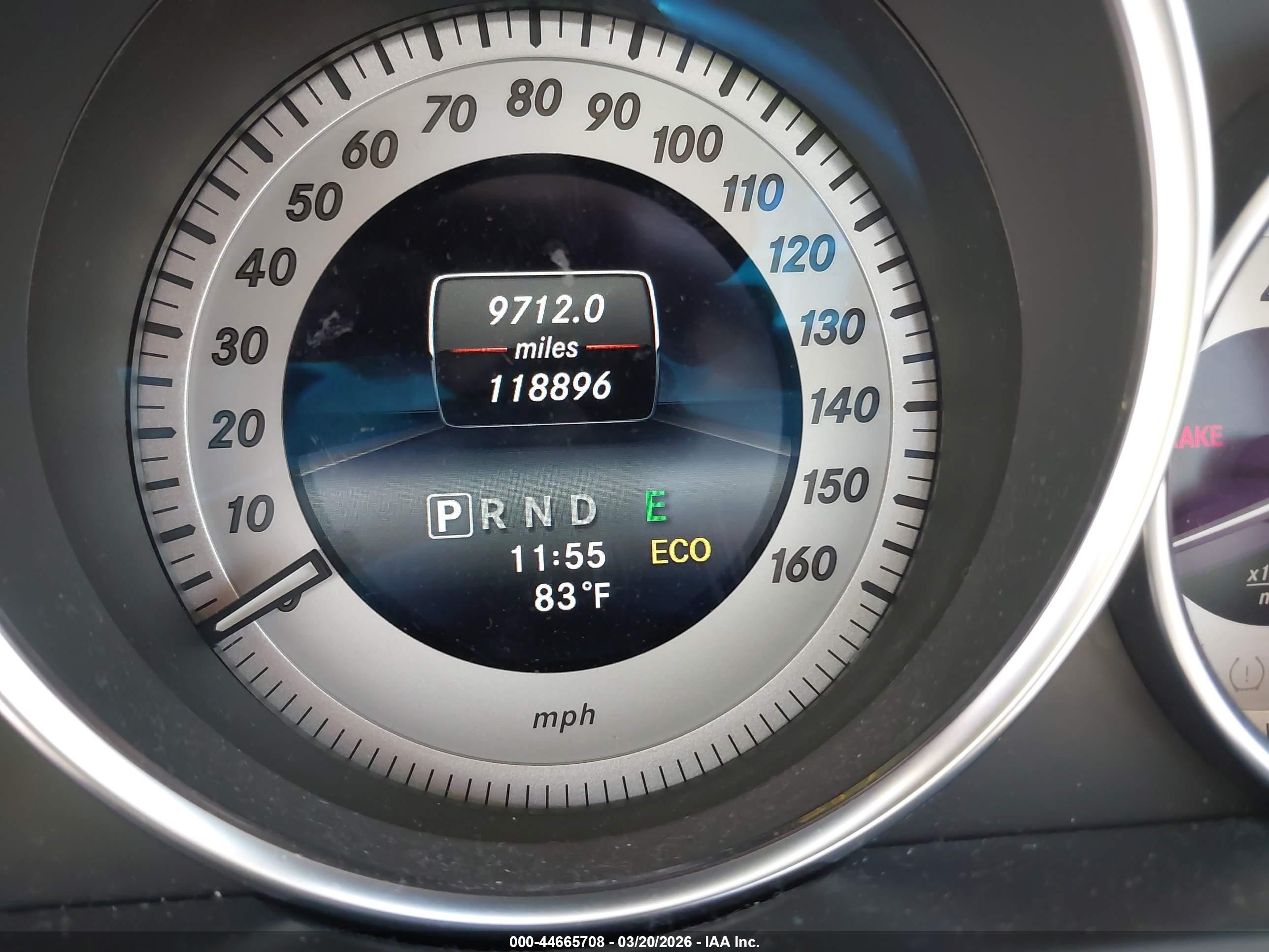 2014 Mercedes-benz C 300 Luxury 4matic/sport 4matic Белый vin: WDDGF8ABXER313156