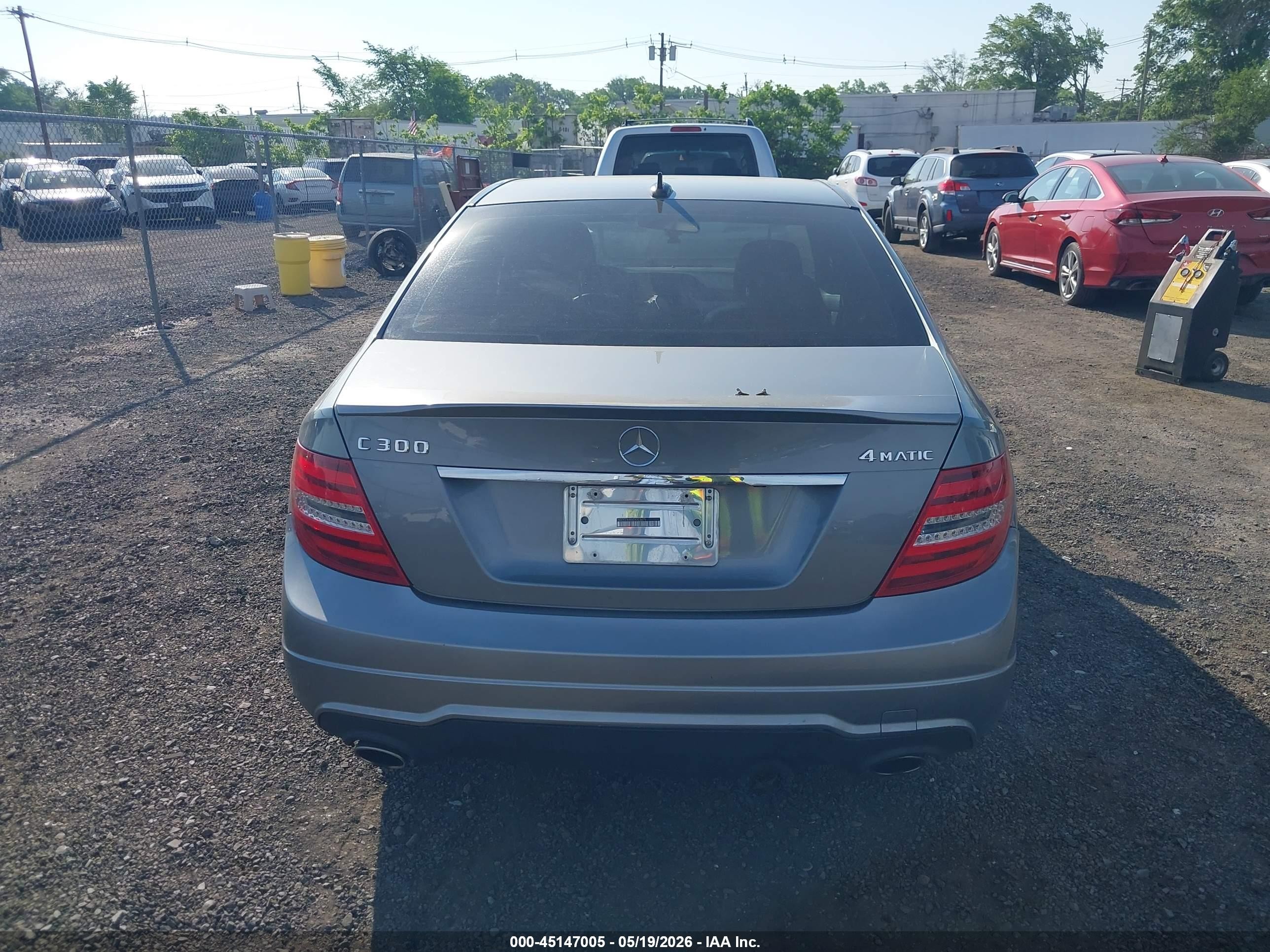 2014 Mercedes-benz C 300 Sport 4matic Gray vin: WDDGF8ABXER323475