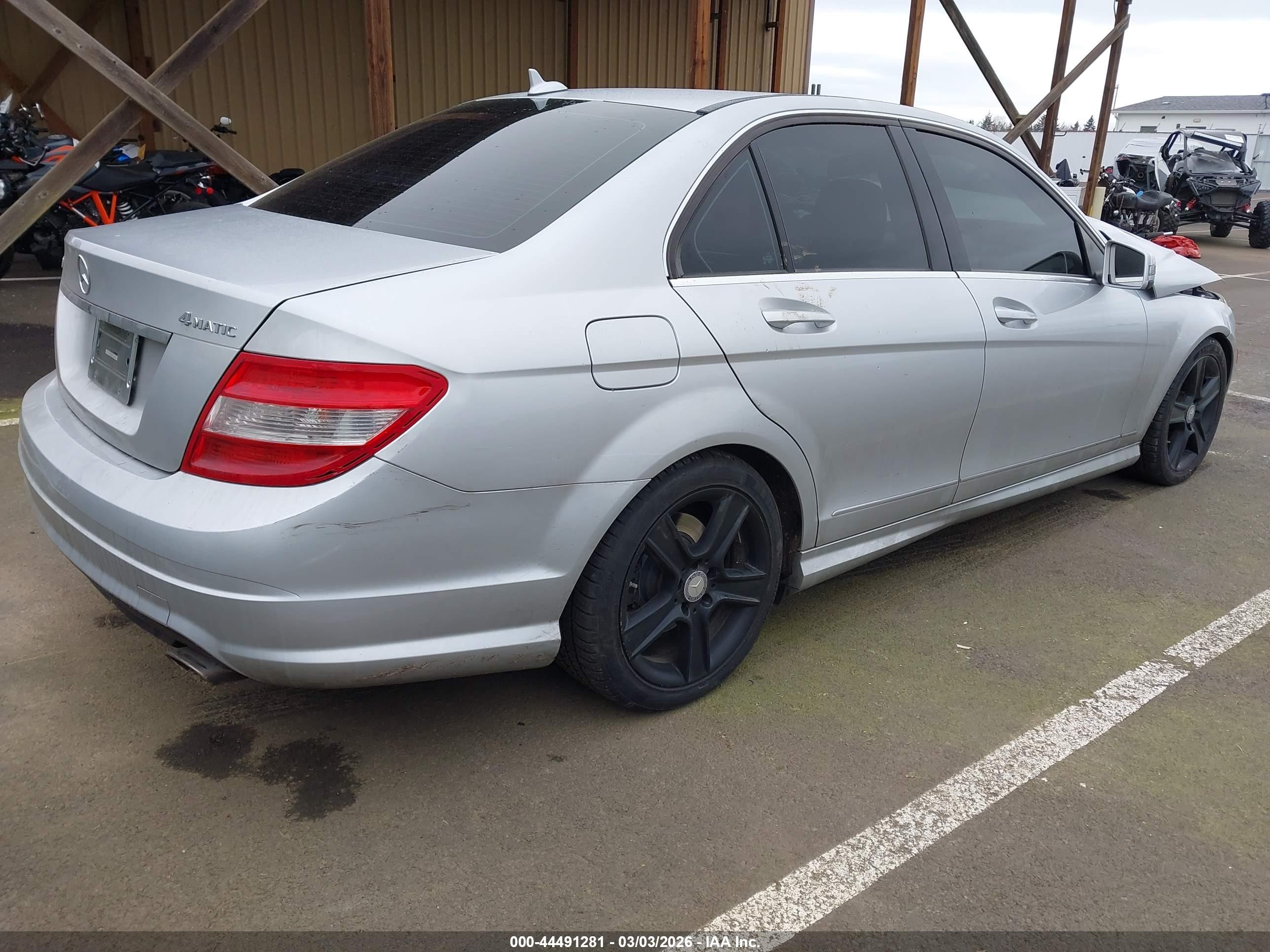 2010 Mercedes-benz C 300 Sport 4matic Silver vin: WDDGF8BB0AR100077