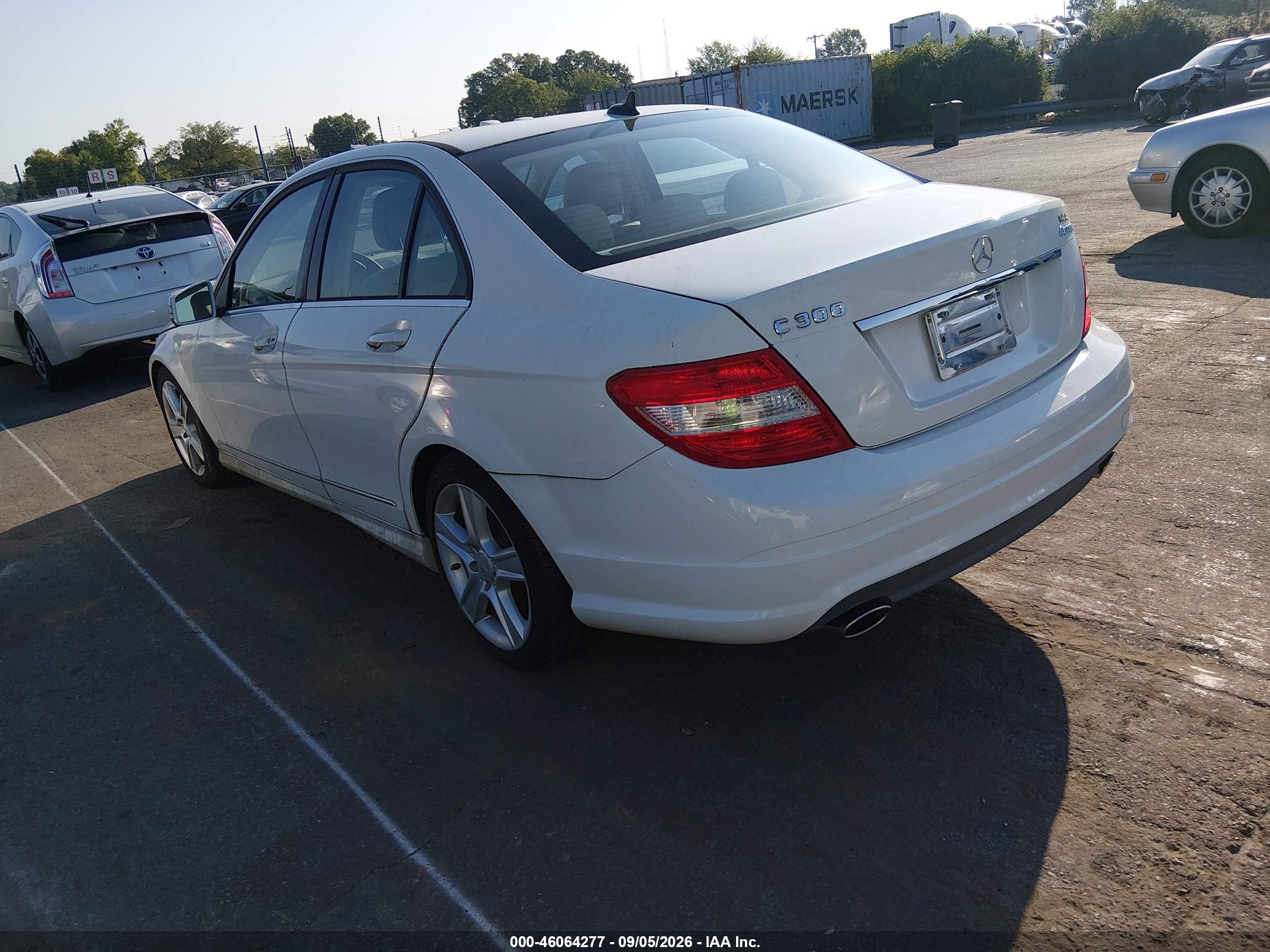 2010 Mercedes-benz C 300 Sport 4matic White vin: WDDGF8BB0AR118353