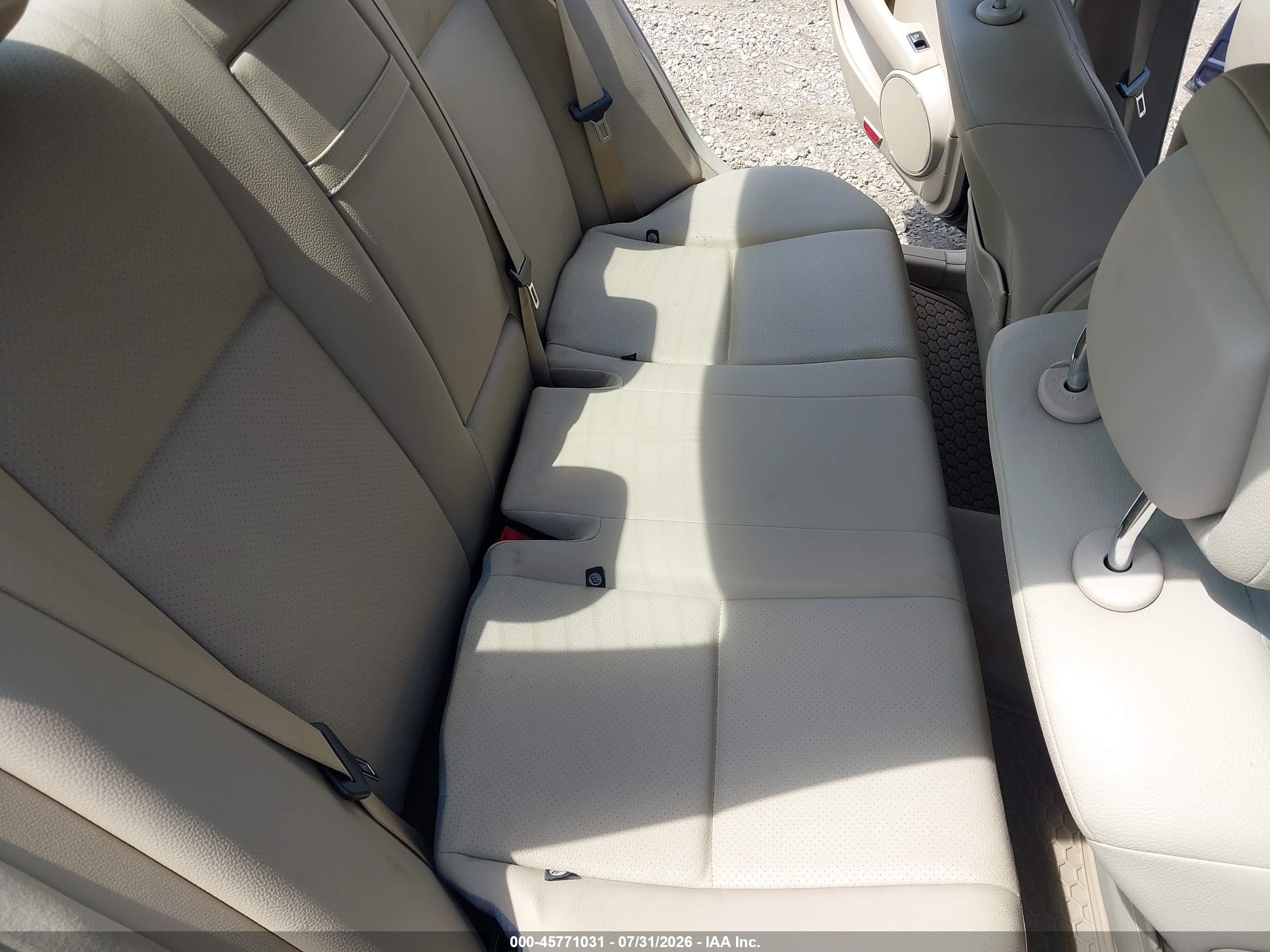 2011 Mercedes-benz C 300 Luxury 4matic/sport 4matic Синий vin: WDDGF8BB0BR150141
