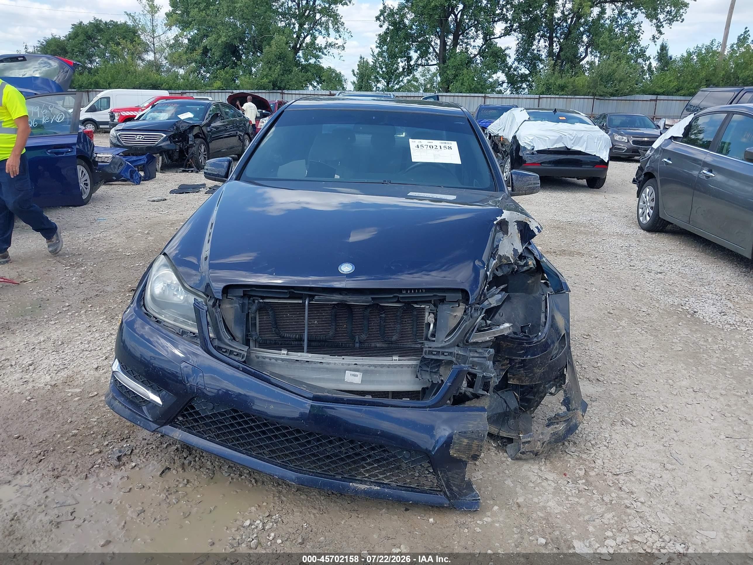 2012 Mercedes-benz C 300 Sport 4matic Dark Blue vin: WDDGF8BB0CA621530