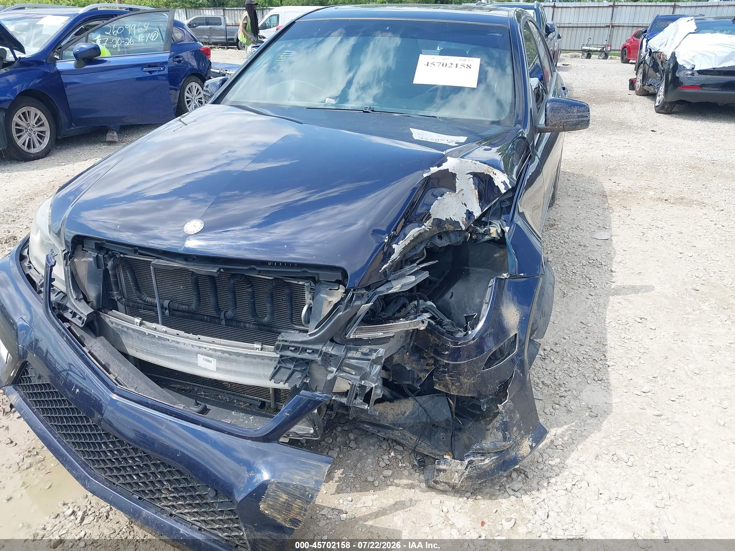 2012 Mercedes-benz C 300 Sport 4matic Dark Blue vin: WDDGF8BB0CA621530