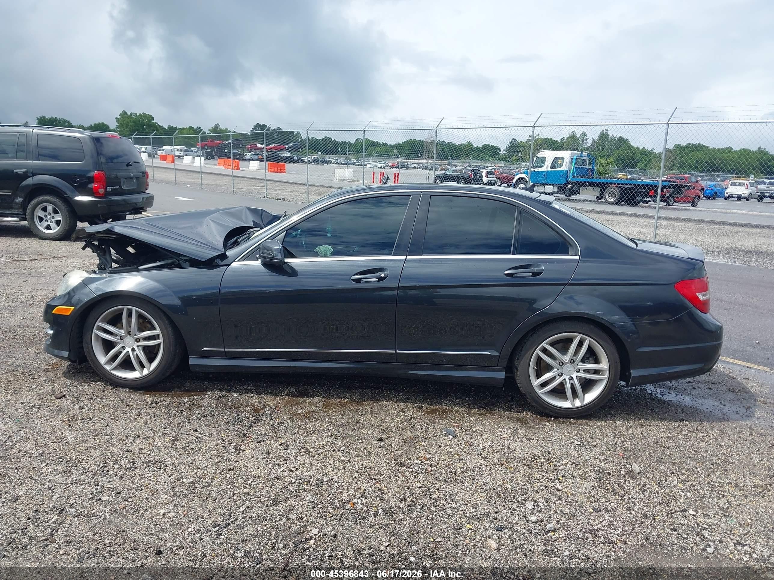 2012 Mercedes-benz C 300 Sport 4matic Black vin: WDDGF8BB0CA697197