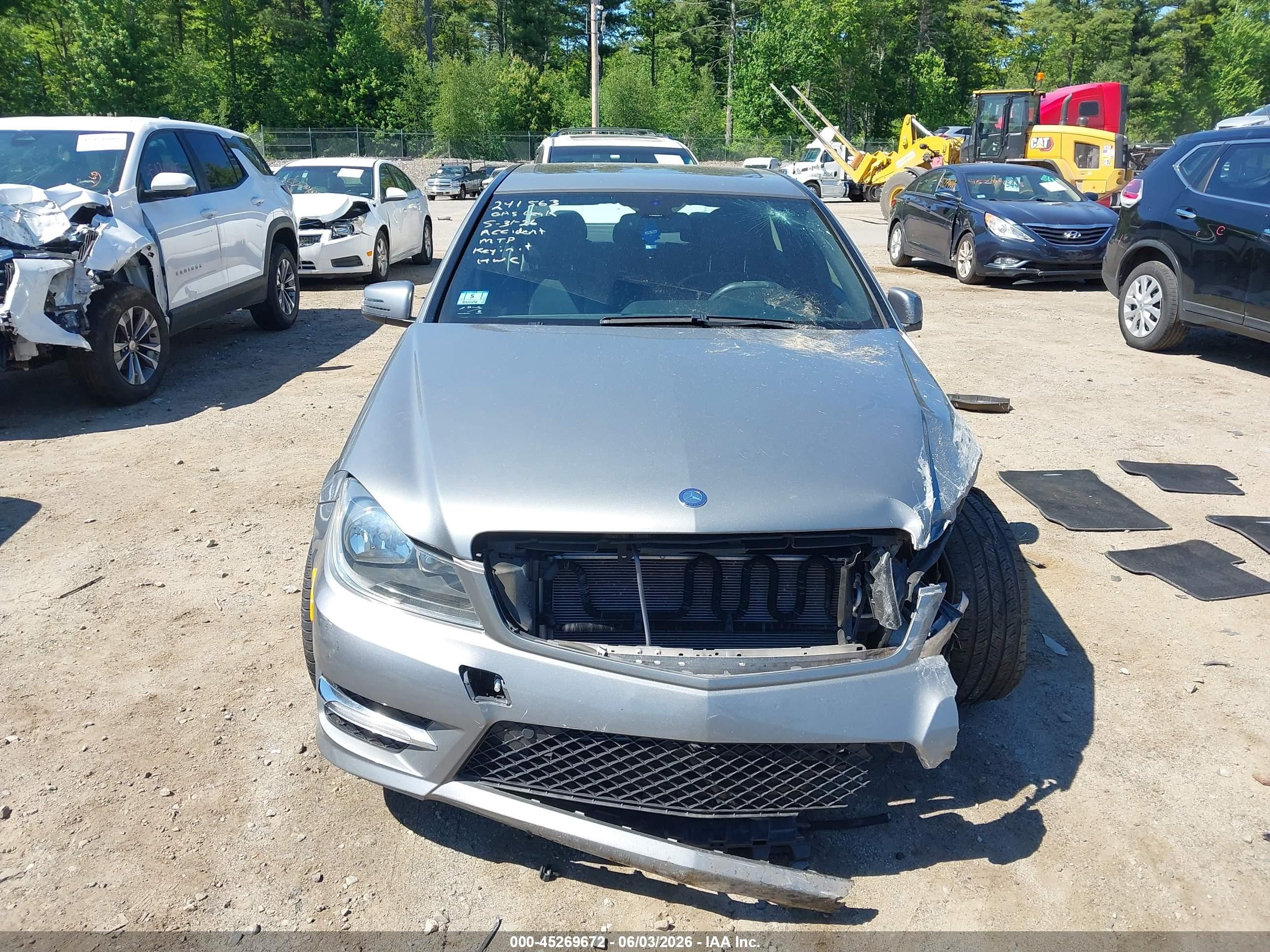 2012 Mercedes-benz C 300 Sport 4matic Gray vin: WDDGF8BB0CA712071