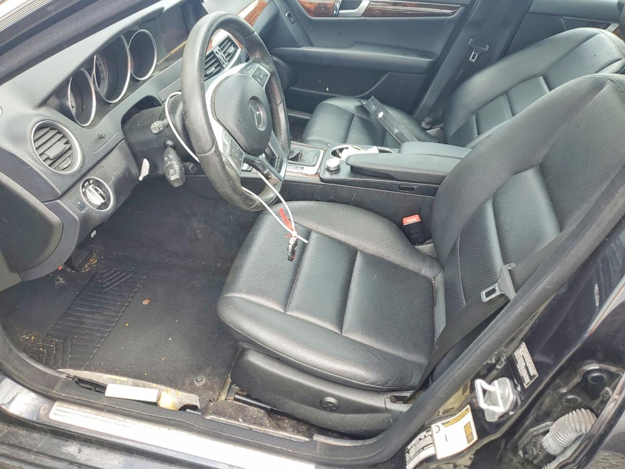 2012 Mercedes-benz C 300 4matic Gray vin: WDDGF8BB0CF857176