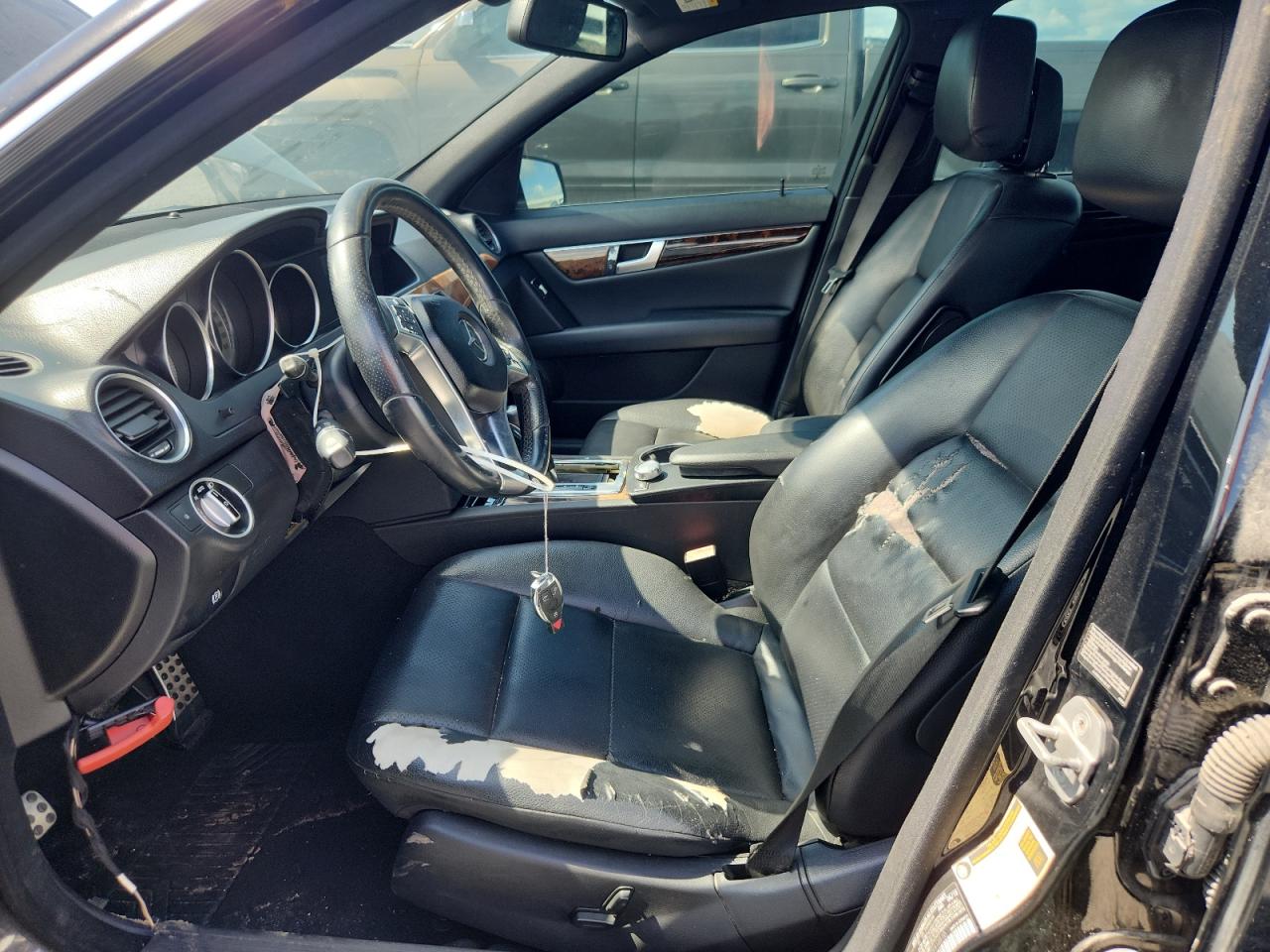 2012 Mercedes-benz C 300 4matic Black vin: WDDGF8BB0CF910510