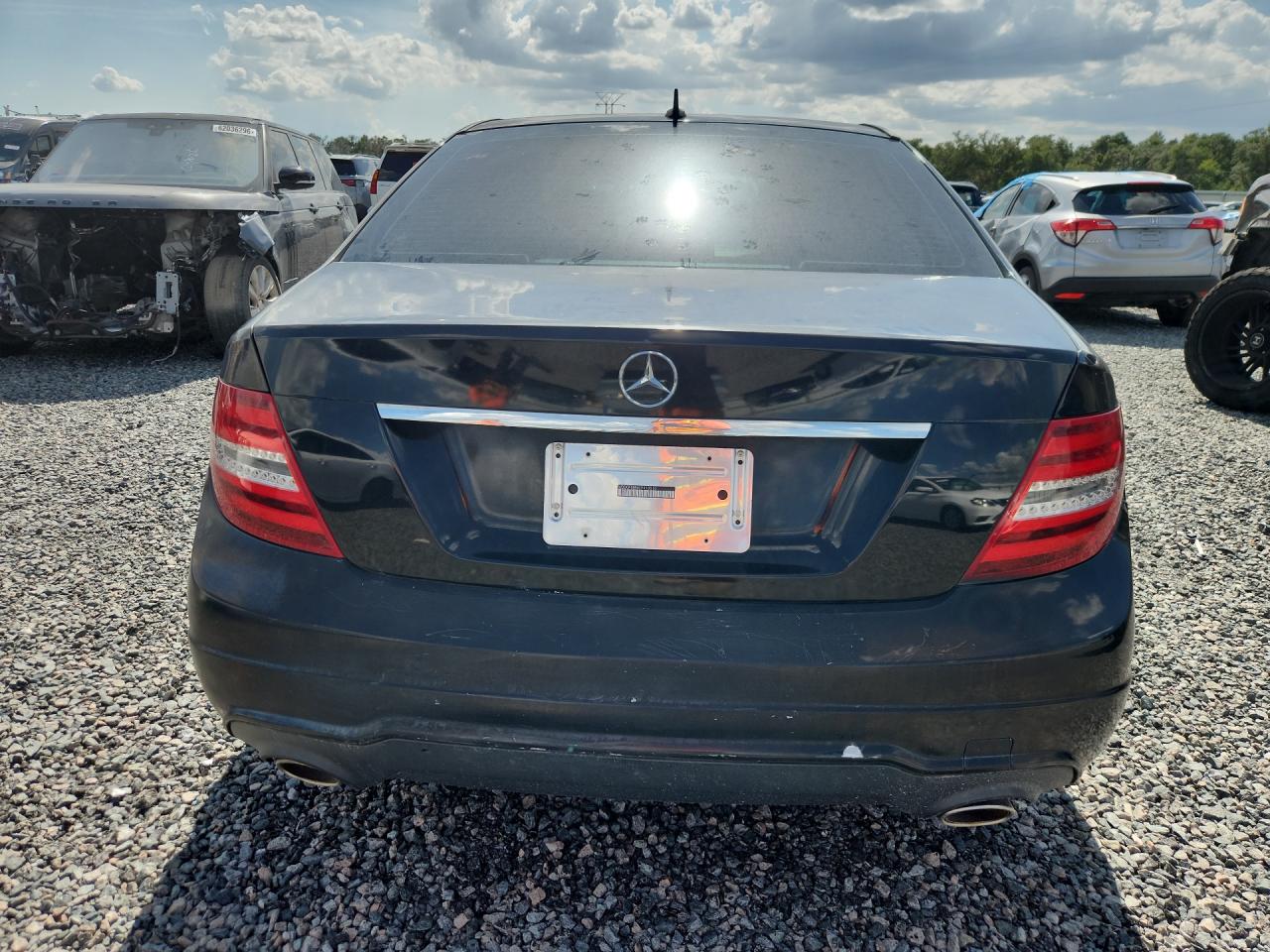 2012 Mercedes-benz C 300 4matic Black vin: WDDGF8BB0CF910510