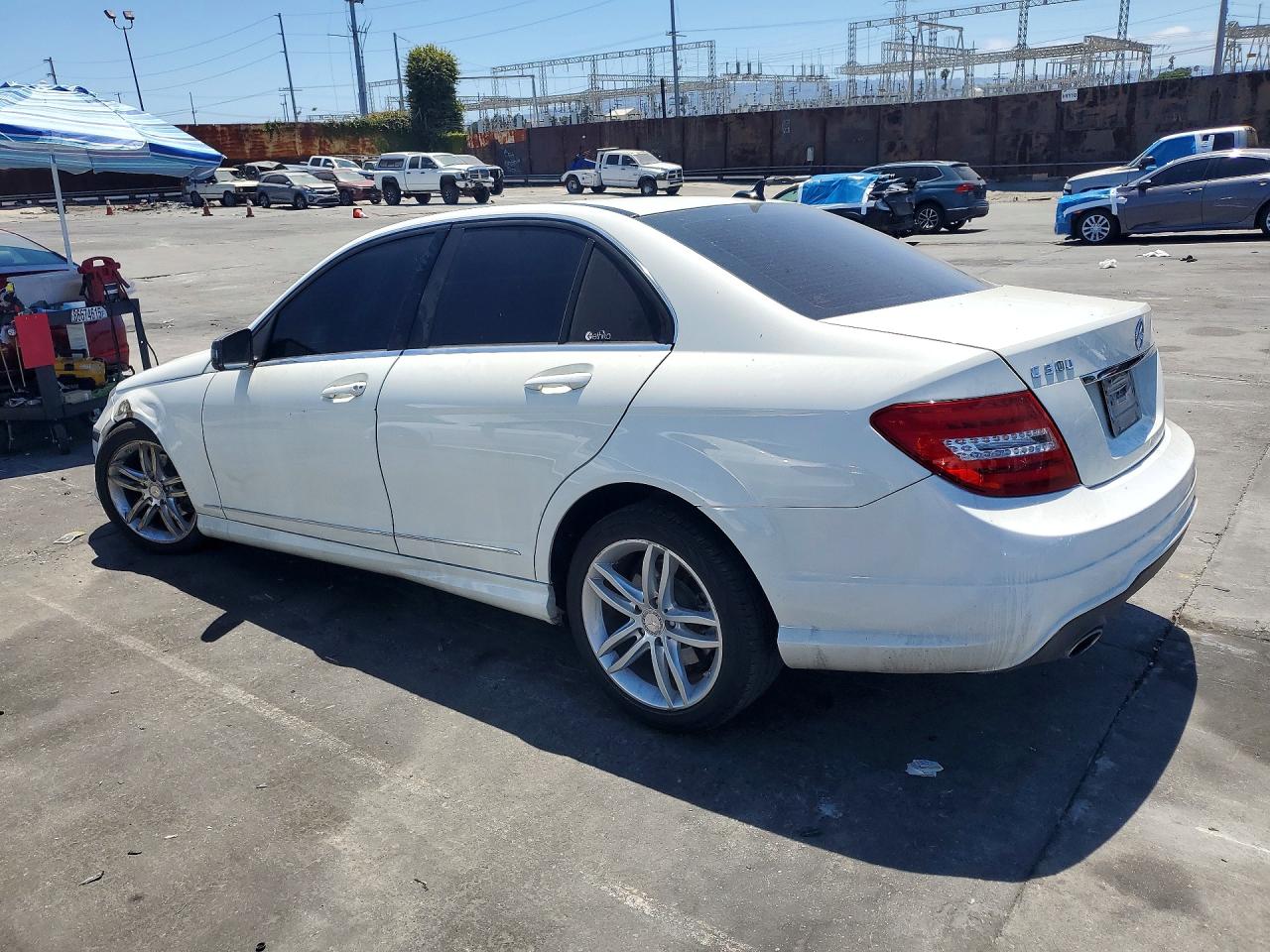 2012 Mercedes-benz C 300 4matic White vin: WDDGF8BB0CF920180