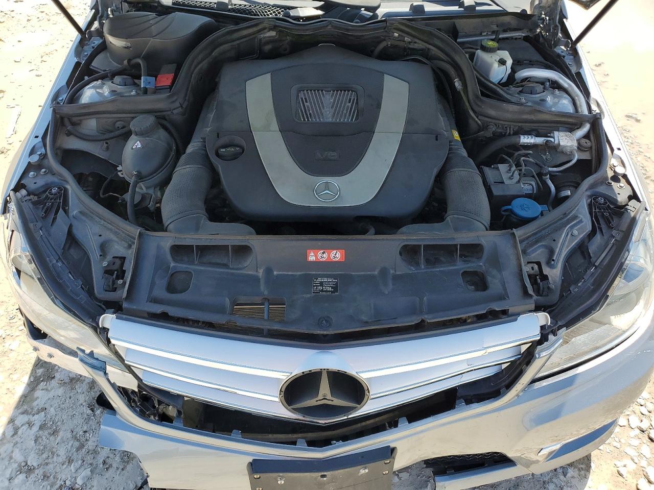 2012 Mercedes-benz C 300 4matic Gray vin: WDDGF8BB0CR213580