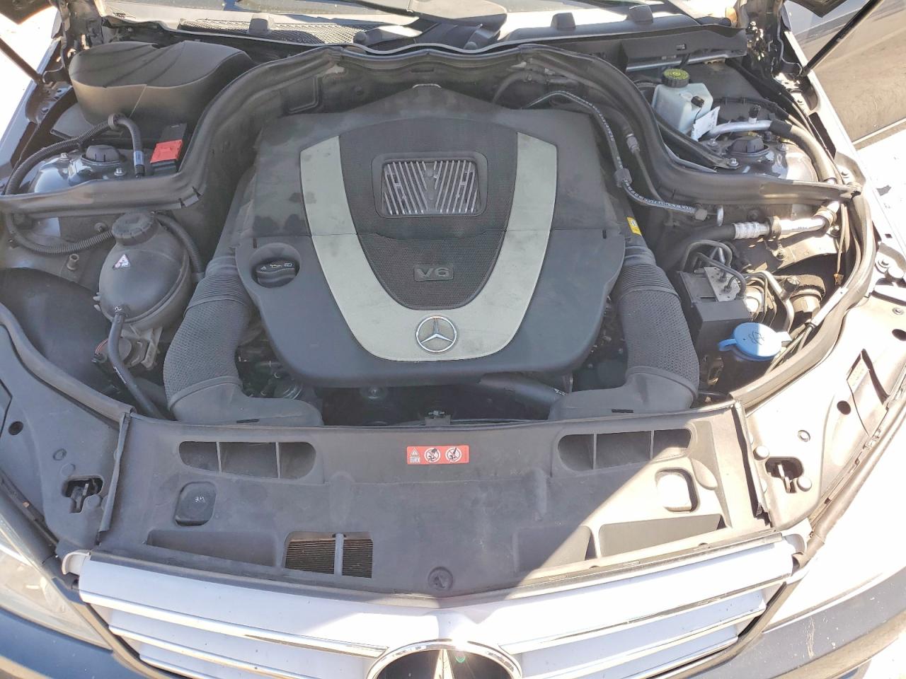 2010 Mercedes-benz C 300 4matic Gray vin: WDDGF8BB1AF439755