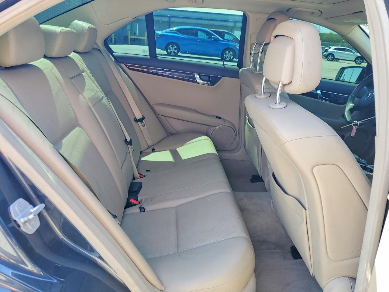 2010 Mercedes-benz C 300 4matic Gray vin: WDDGF8BB1AF439755