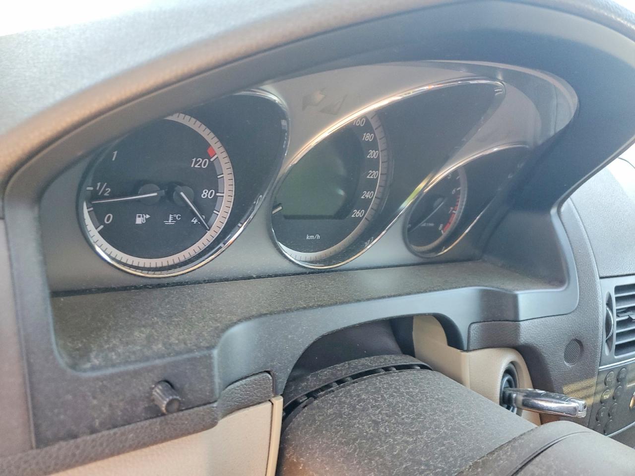2010 Mercedes-benz C 300 4matic Белый vin: WDDGF8BB1AF454062