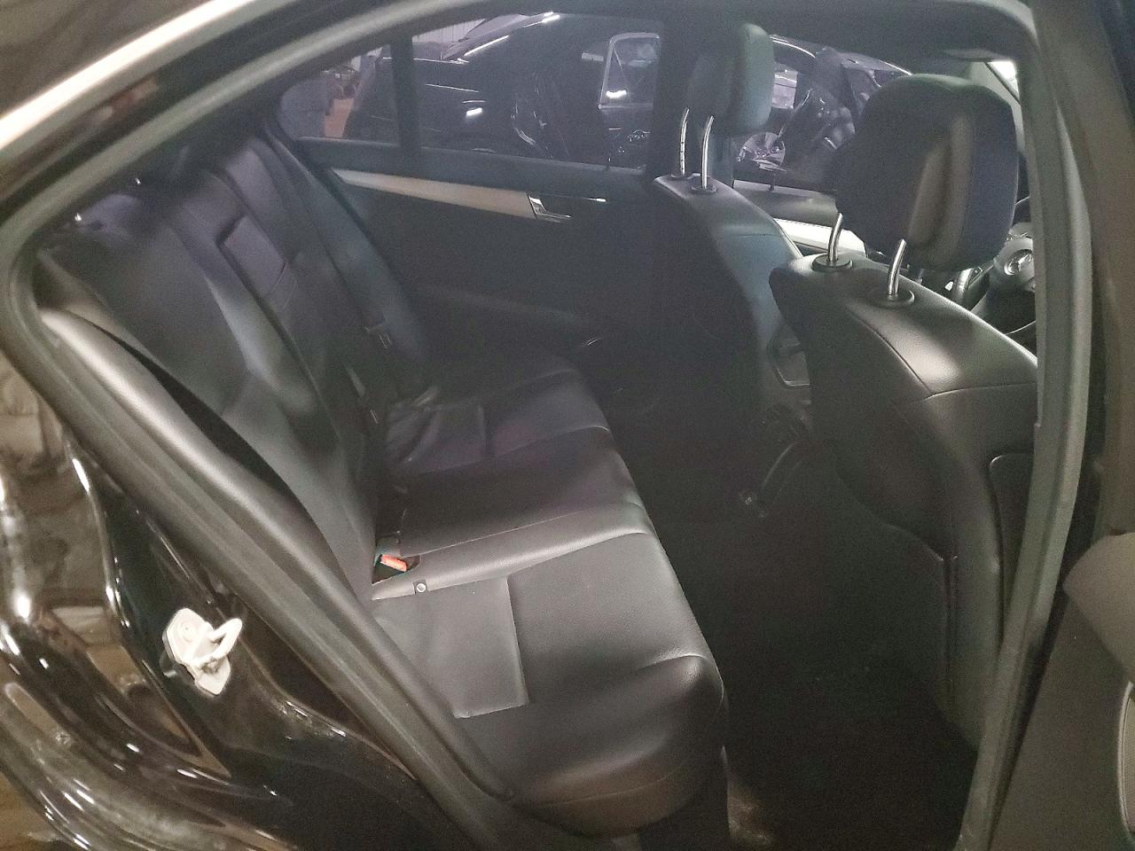 2010 Mercedes-benz C 300 4matic Black vin: WDDGF8BB1AF460749