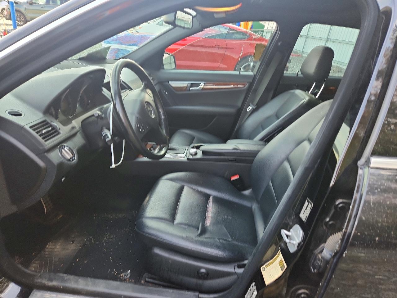 2010 Mercedes-benz C 300 4matic Black vin: WDDGF8BB1AR118135