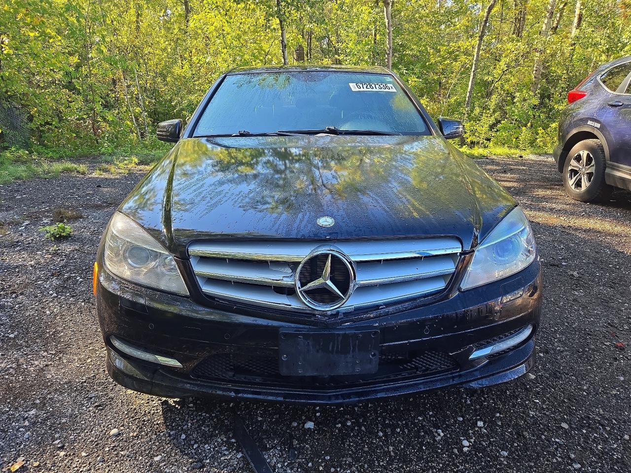2011 Mercedes-benz C 300 4matic Черный vin: WDDGF8BB1BA522181