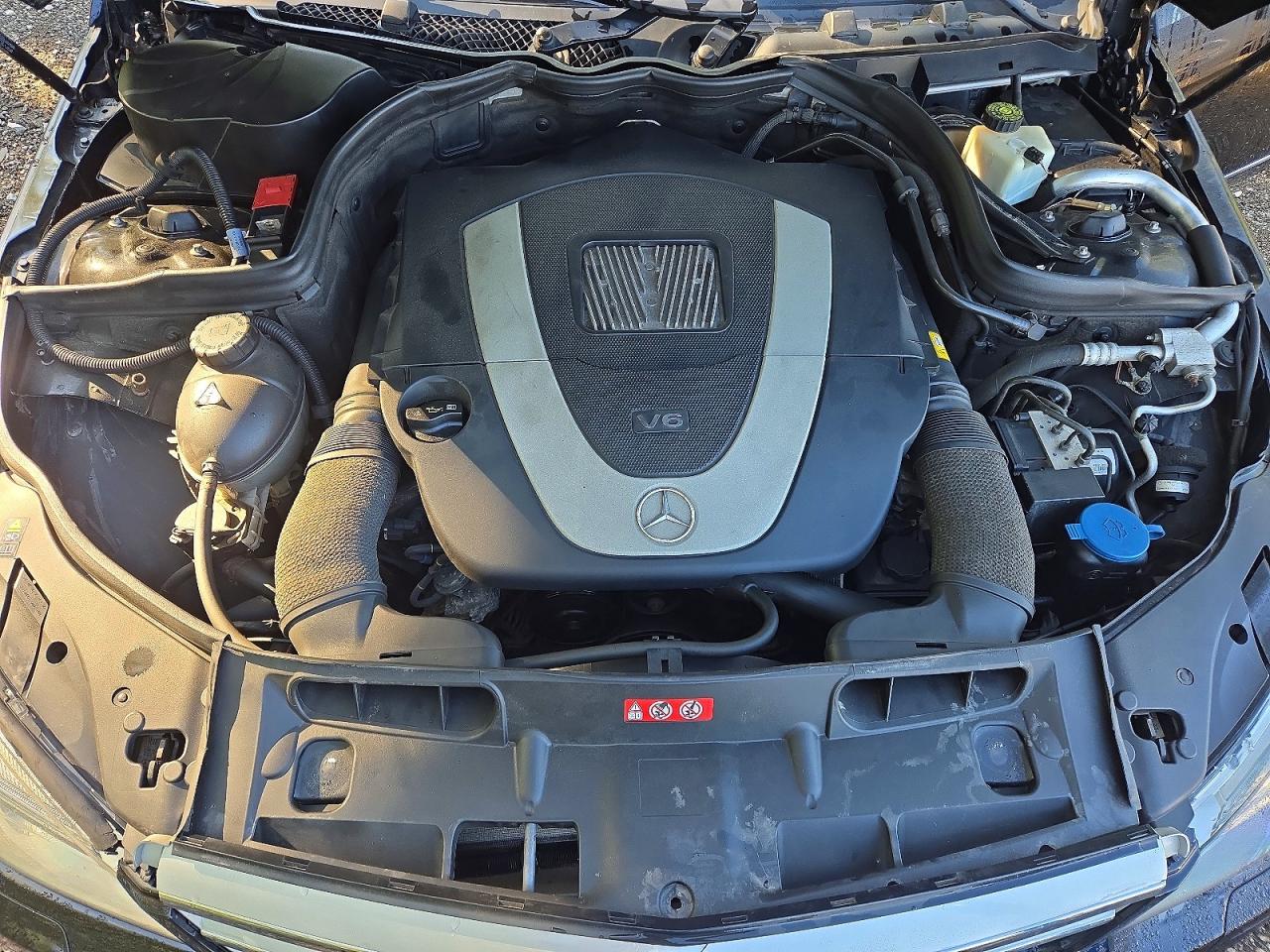 2011 Mercedes-benz C 300 4matic Черный vin: WDDGF8BB1BA522181