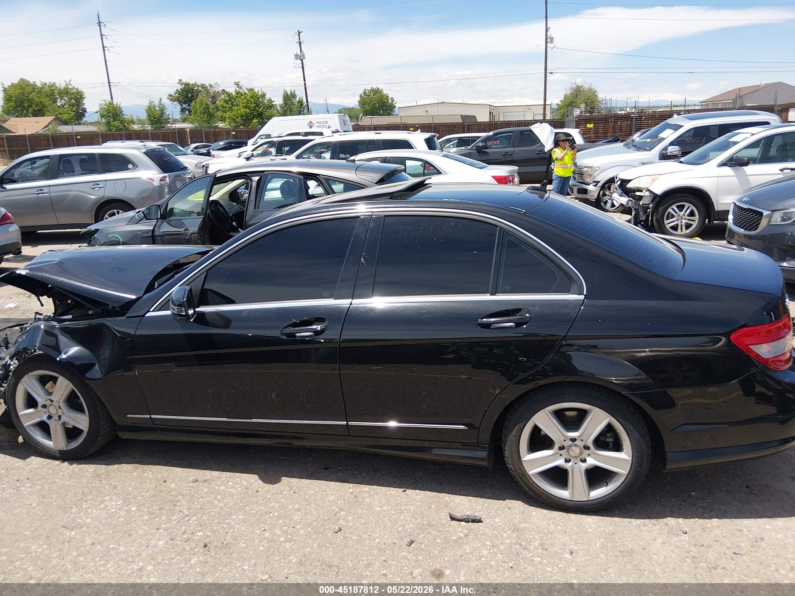 2011 Mercedes-benz C 300 Luxury 4matic/sport 4matic Black vin: WDDGF8BB1BR134756