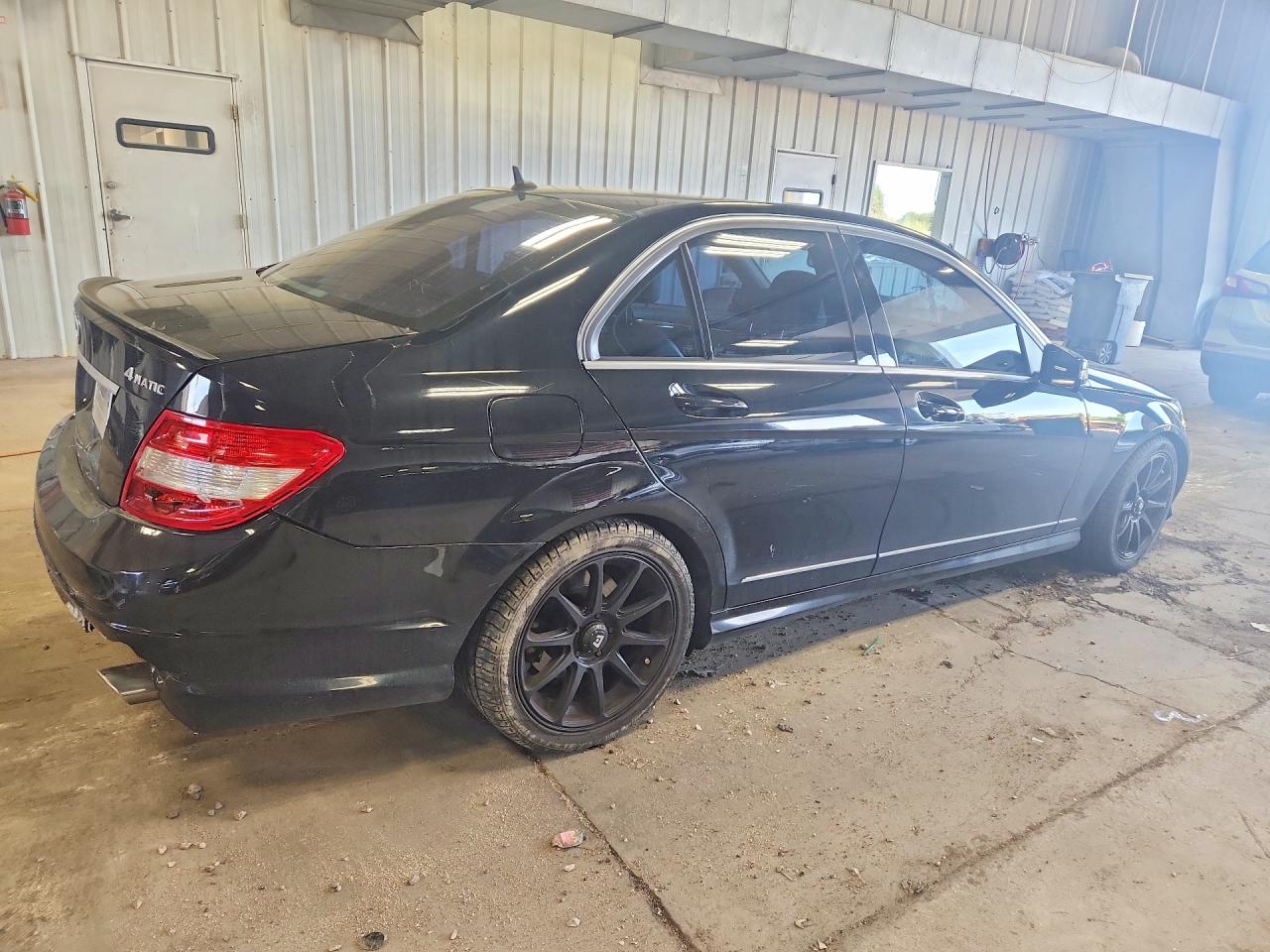 2011 Mercedes-benz C 300 4matic Black vin: WDDGF8BB1BR137625
