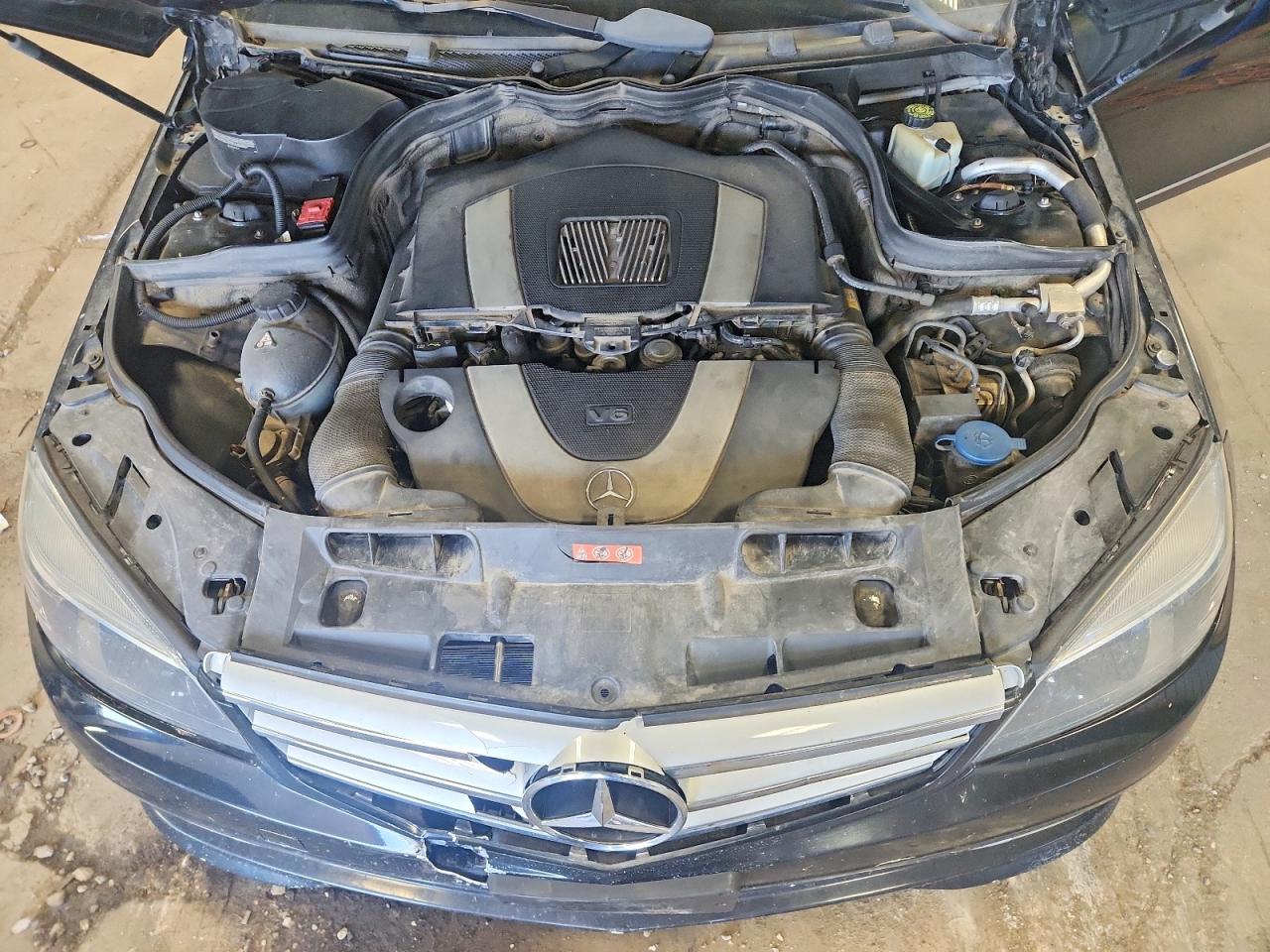 2011 Mercedes-benz C 300 4matic Black vin: WDDGF8BB1BR137625