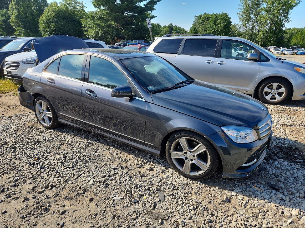 2011 Mercedes-benz C 300 4matic Gray vin: WDDGF8BB1BR139939