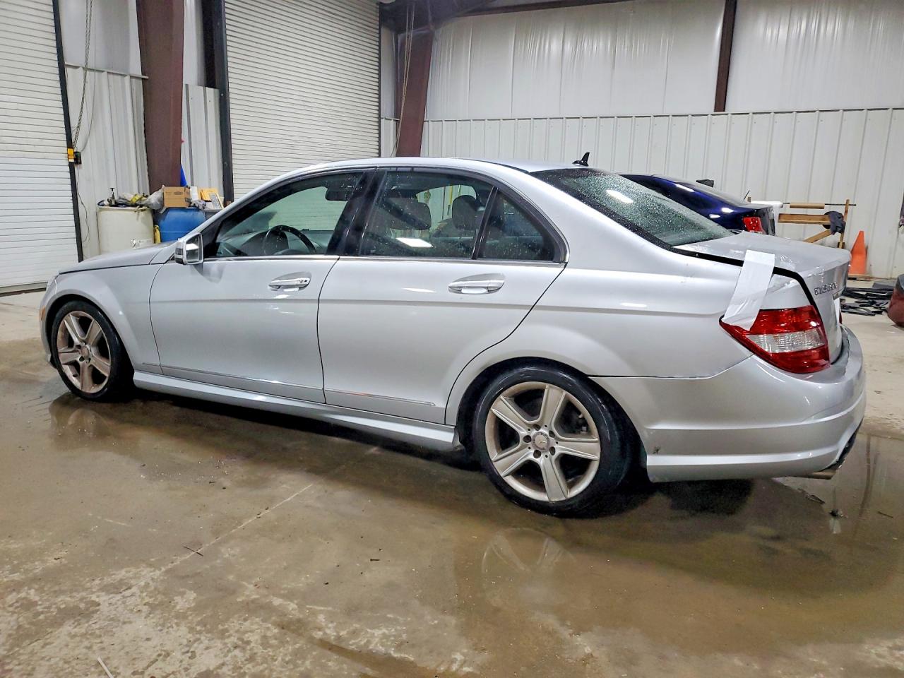 2011 Mercedes-benz C 300 4matic Silver vin: WDDGF8BB1BR144820