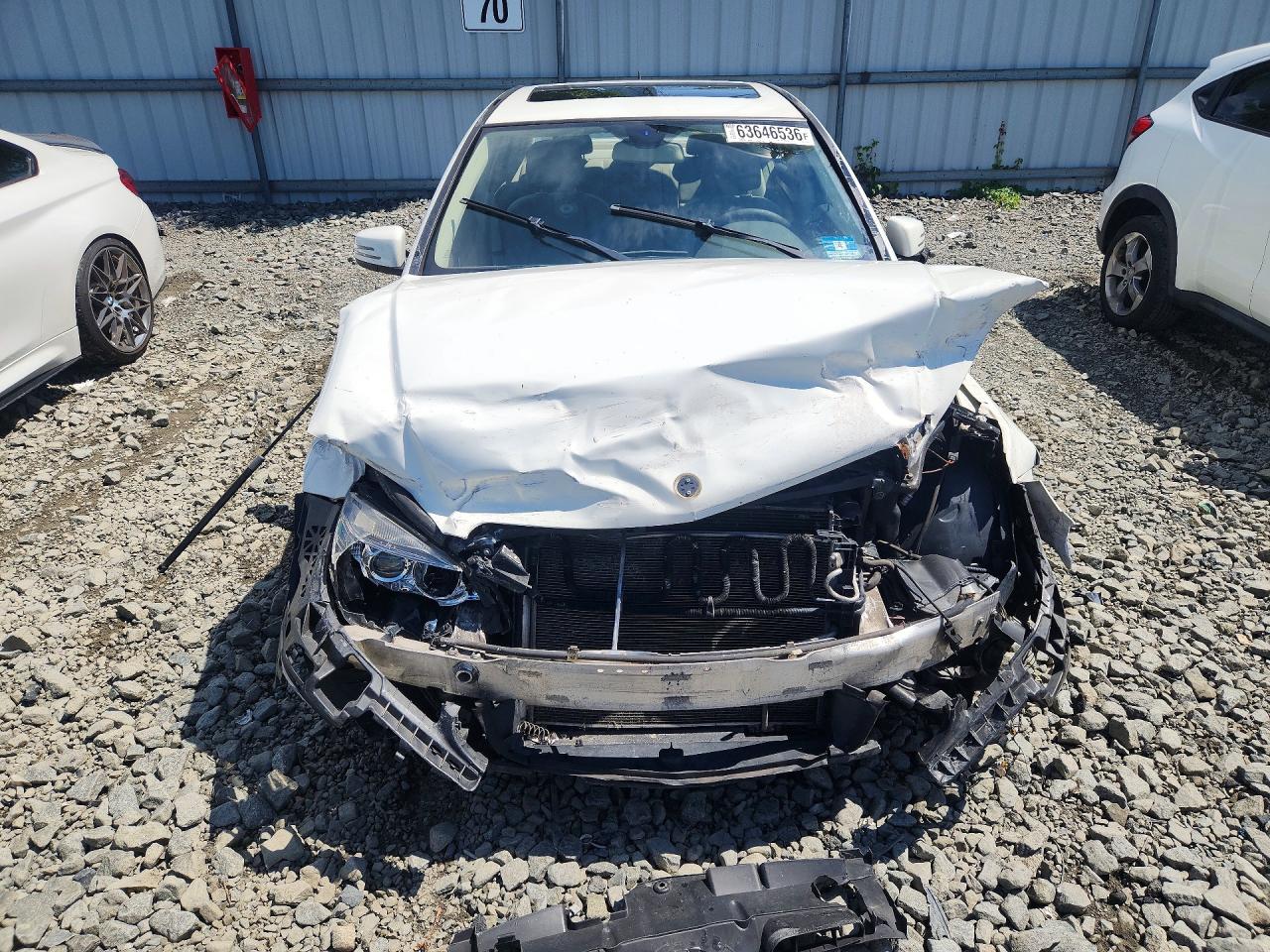 2011 Mercedes-benz C 300 4matic White vin: WDDGF8BB1BR155476