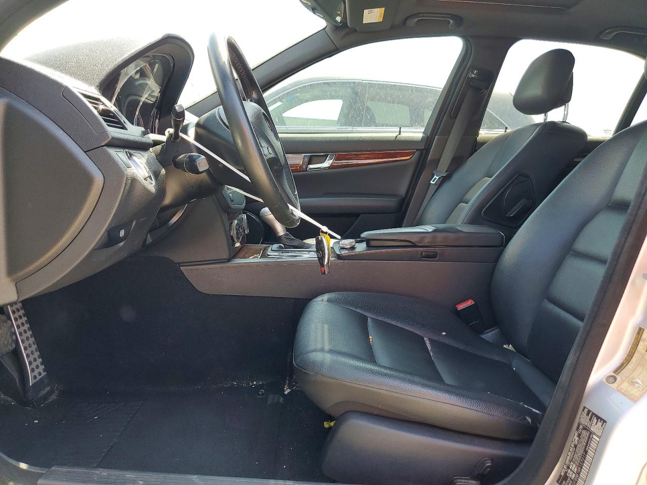 2011 Mercedes-benz C 300 4matic Silver vin: WDDGF8BB1BR157017
