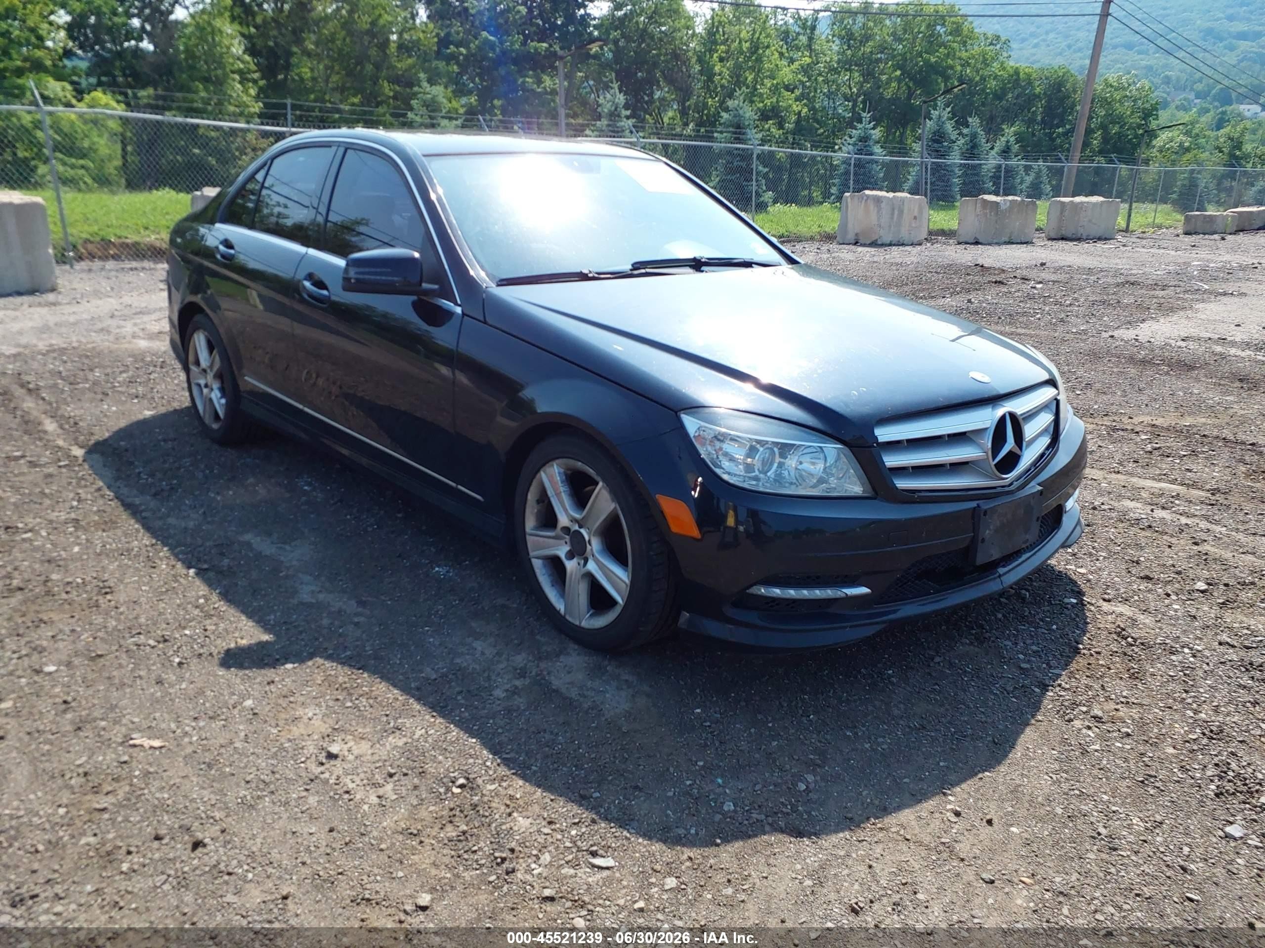 2011 Mercedes-benz C 300 Sport 4matic Black vin: WDDGF8BB1BR162718