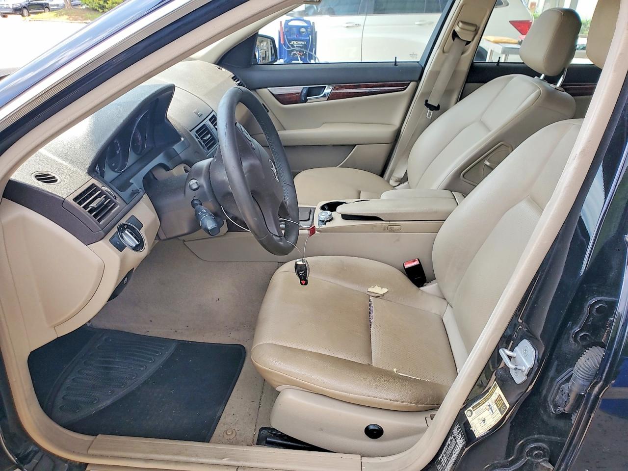 2011 Mercedes-benz C 300 4matic Black vin: WDDGF8BB1BR187411