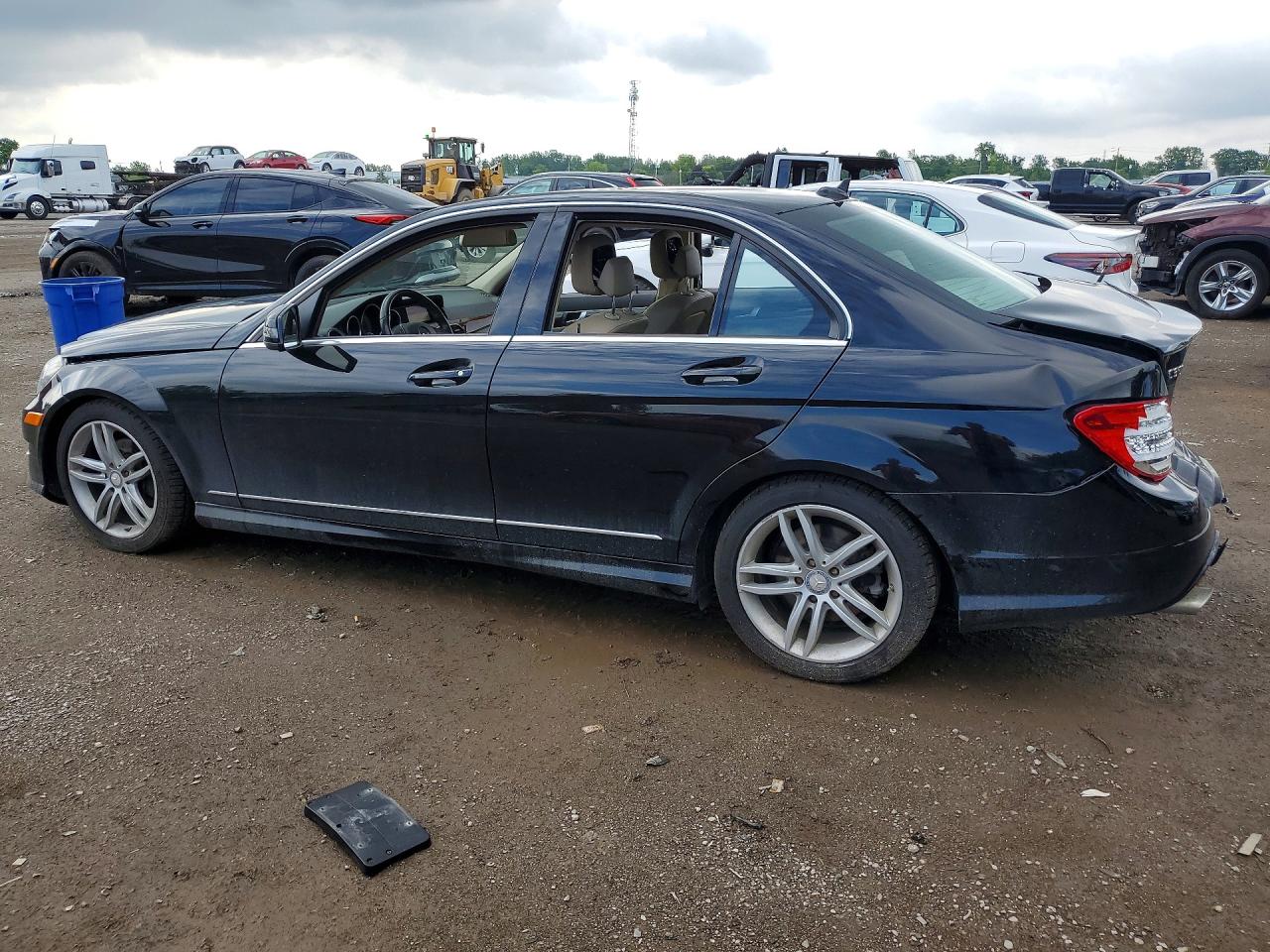 2012 Mercedes-benz C 300 4matic Черный vin: WDDGF8BB1CA648557