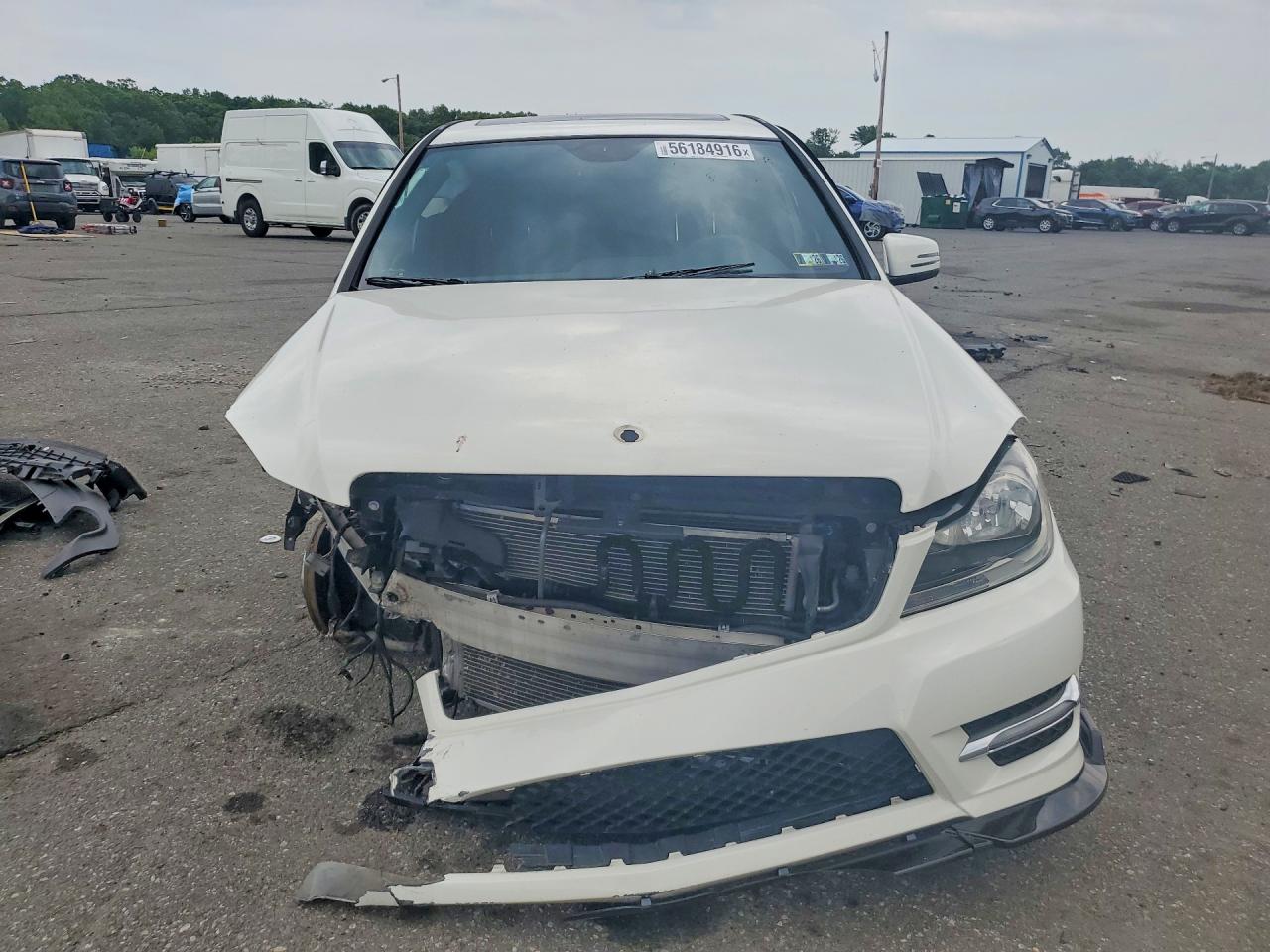 2012 Mercedes-benz C 300 4matic White vin: WDDGF8BB1CA702522