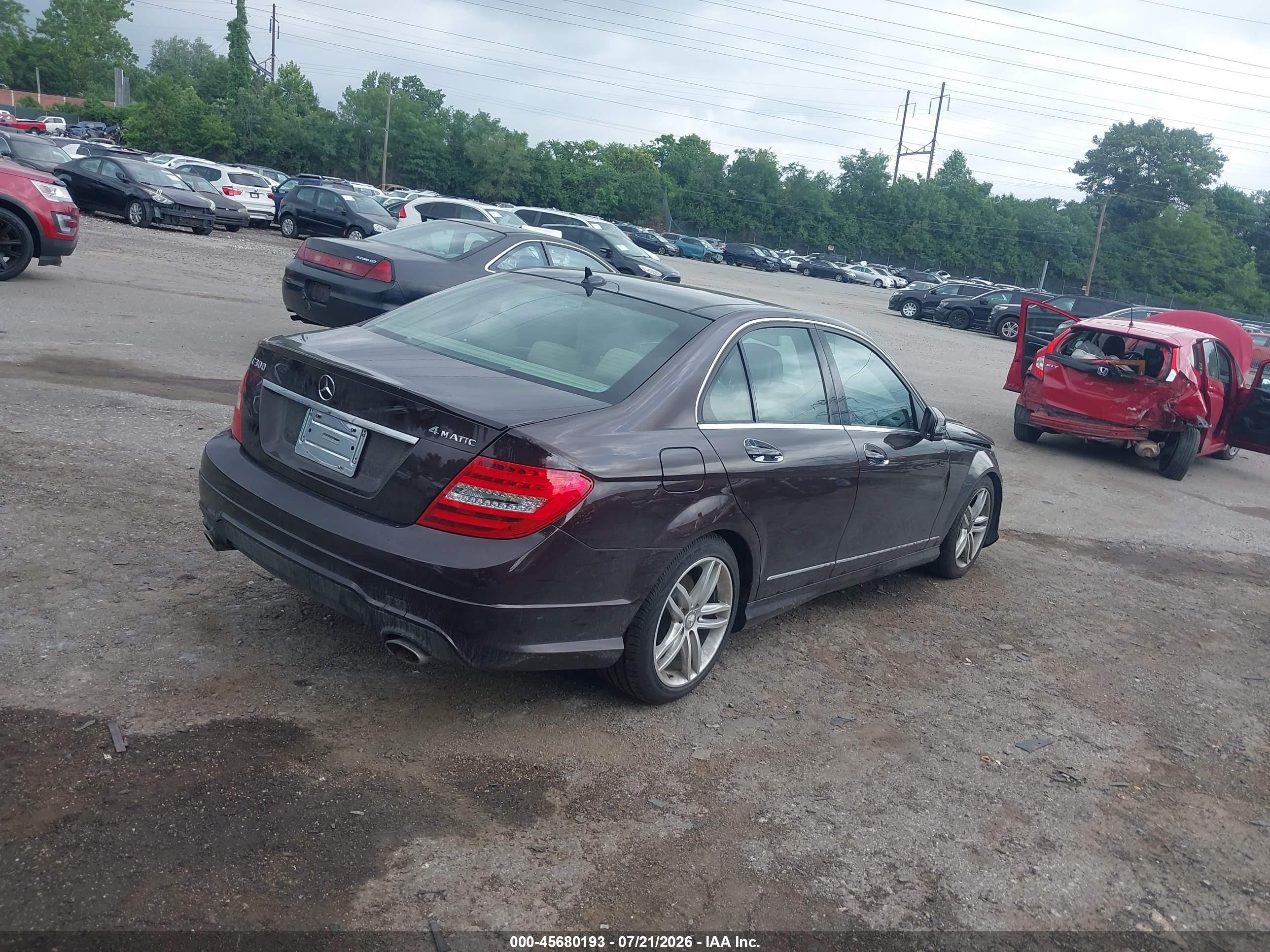 2012 Mercedes-benz C 300 Sport 4matic Dark Brown vin: WDDGF8BB1CA715528